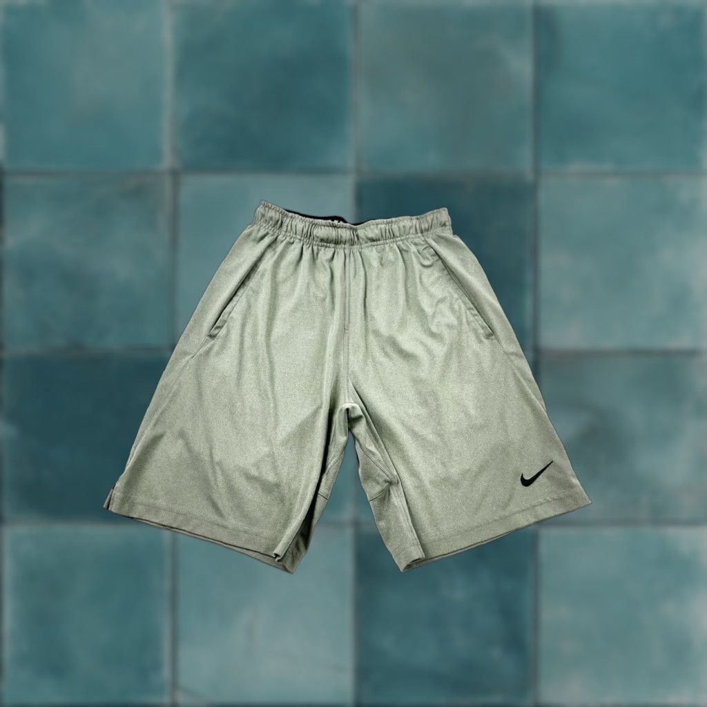 Nike Nike Shorts Men’s S Small Green Grey Basketball Size US 29 - 1 Thumbnail