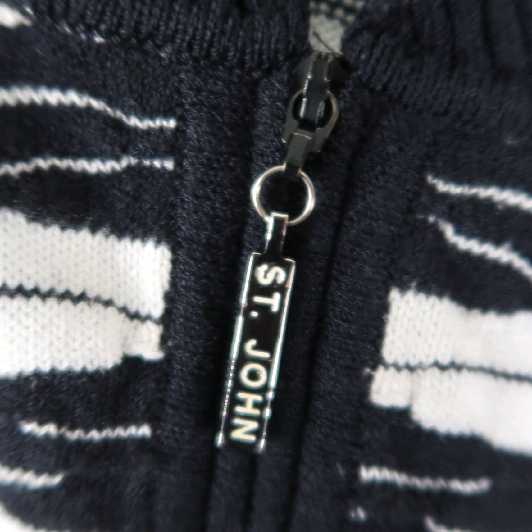 St. John VINTAGE St. John Women's Knit Jacket Short S Black White Striped Wool Rayon Cotton 90s Fashion Size S / US 4 / IT 40 - 7 Thumbnail