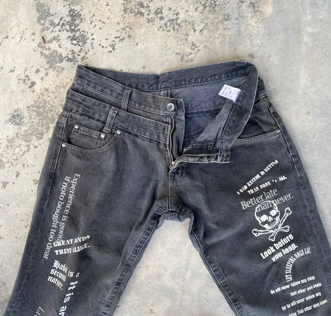 Japanese Brand VINTAGE DOUBLEWAIST PUNK WORDING SHORT ANKLE CUT DIRTY Size US 32 / EU 48 - 6 Thumbnail
