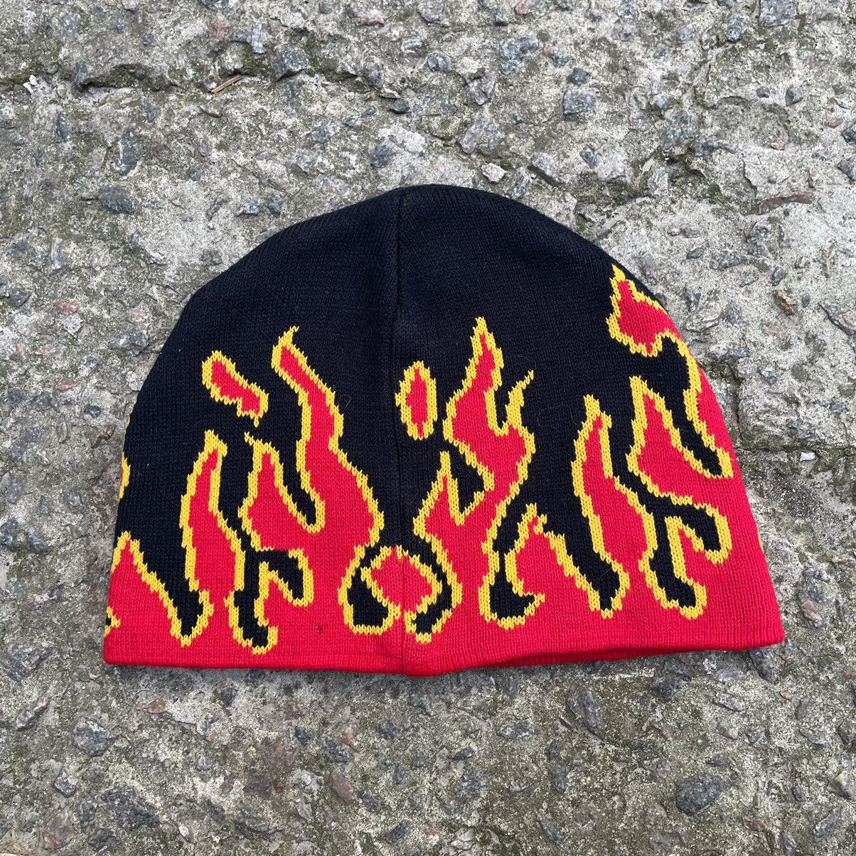 Vintage Vintage Hat With Fire Flame Beanie Y2K 90s Rare Hype Size ONE SIZE - 2 Thumbnail