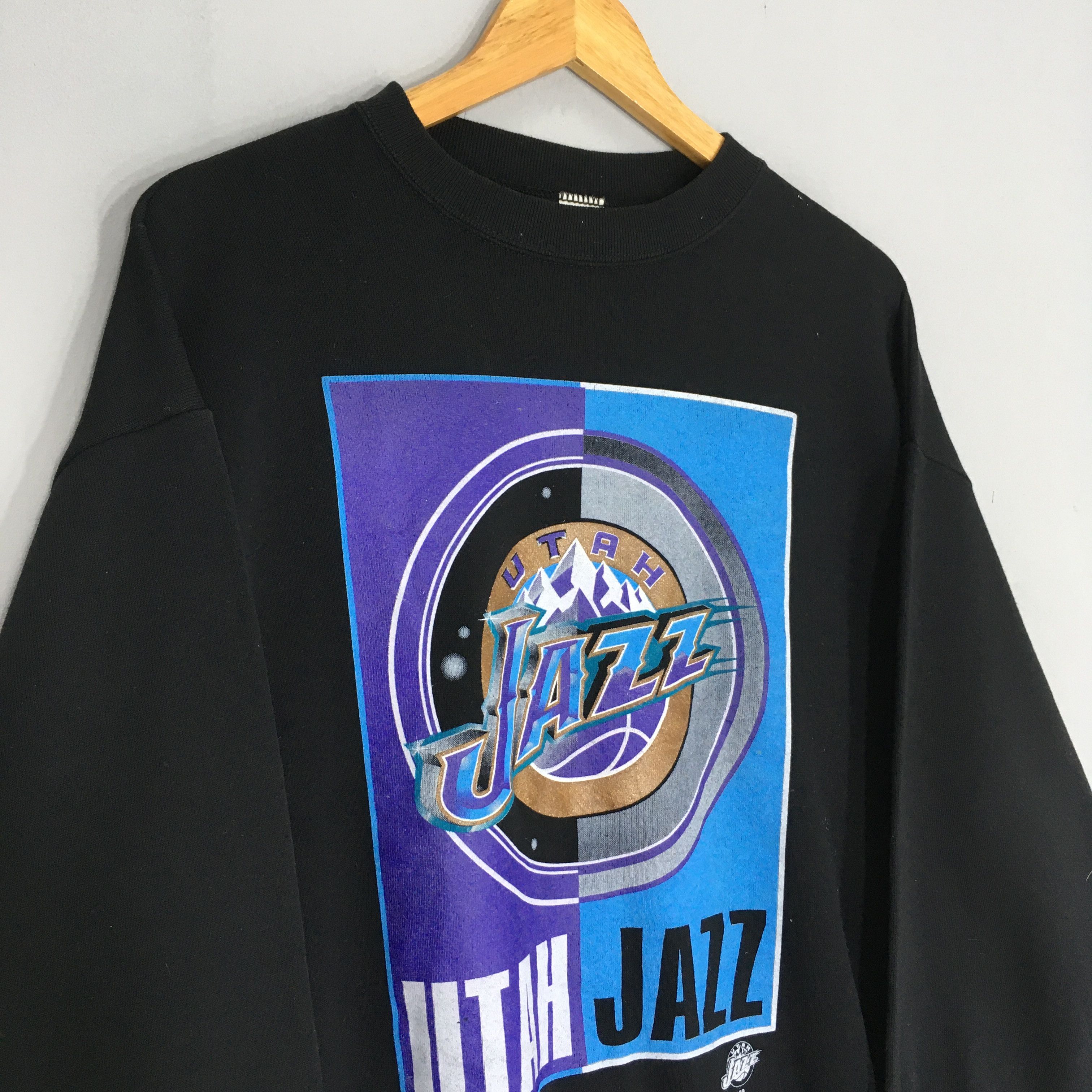 Logo 7 × NBA × Vintage Vintage 1990s Utah Jazz NBA Sweatshirt Large Size US L / EU 52-54 / 3 - 4 Thumbnail