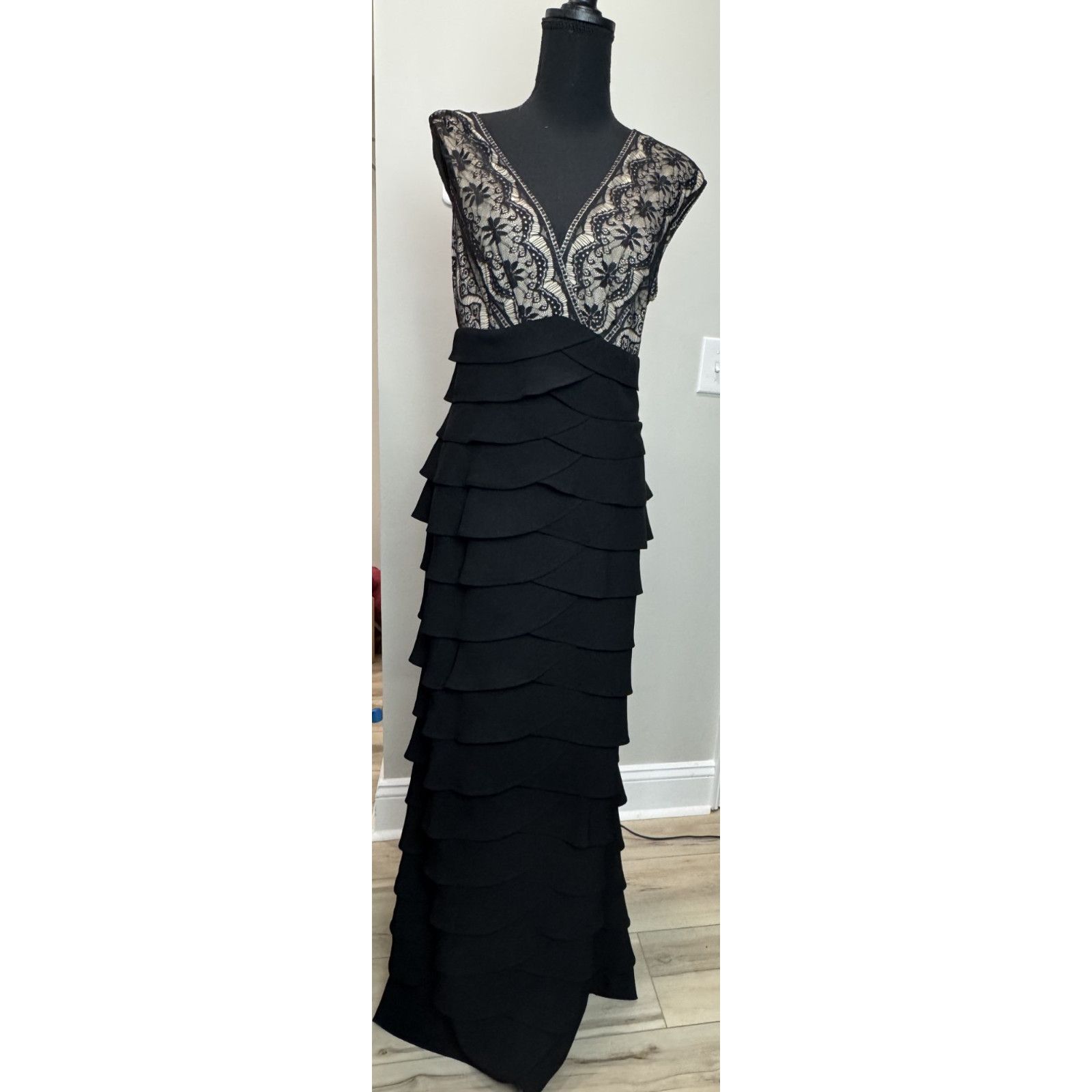 Other Vintage Lace Tiered Gown Jessica Howard Black Formal 12 Size XL / US 12-14 / IT 48-50 - 2 Thumbnail
