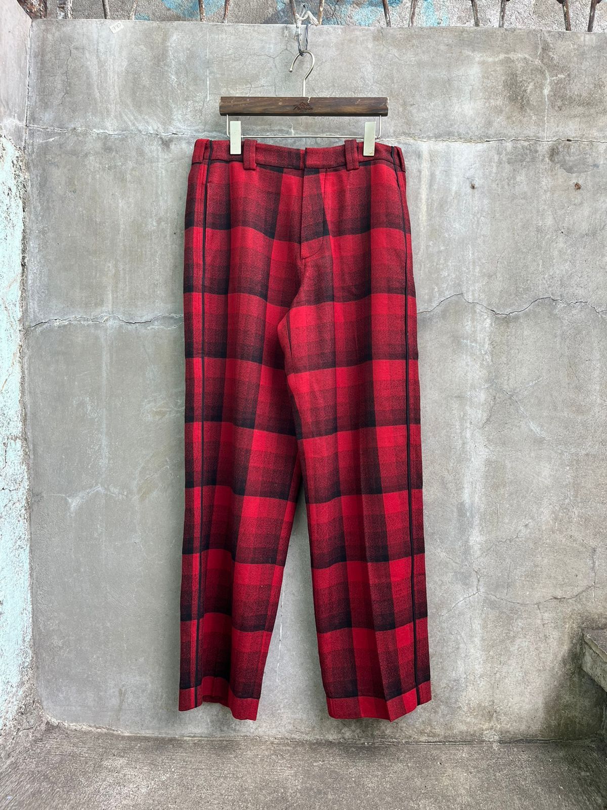 Balenciaga Plaid Wool Pants Size US 33 - 1 Thumbnail
