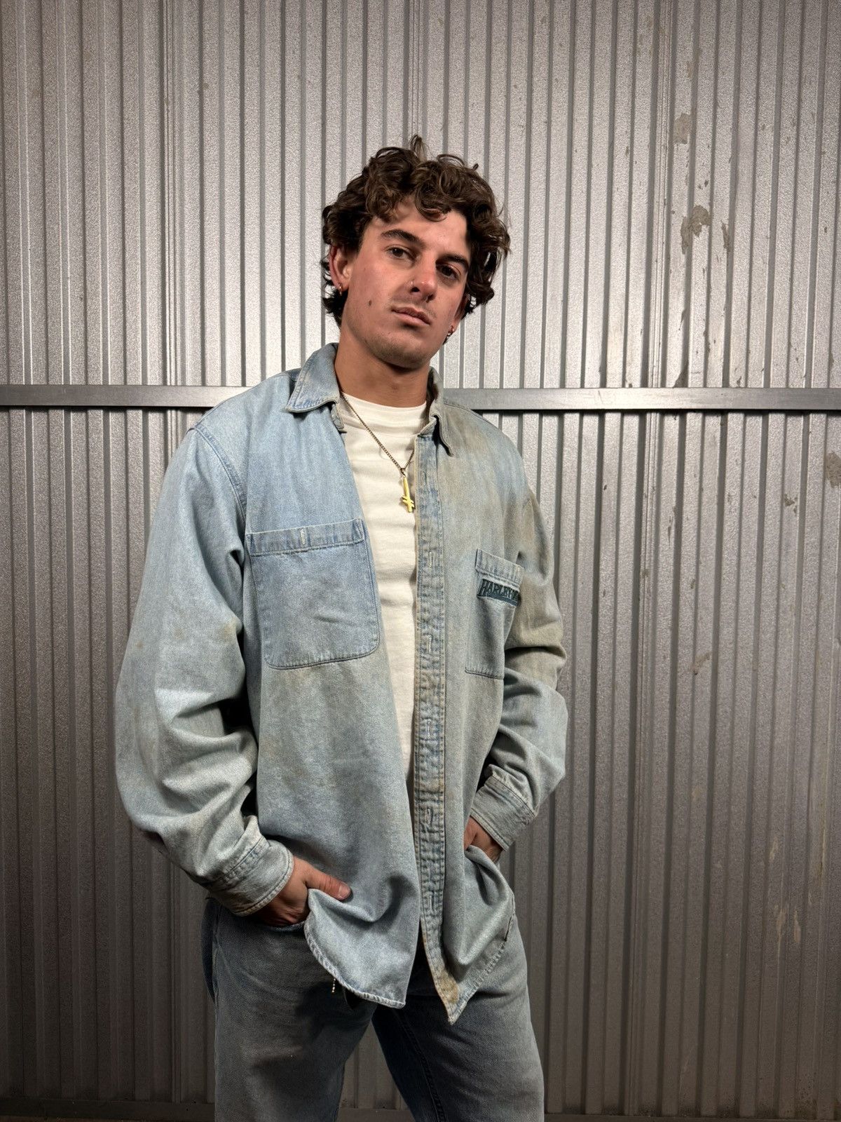 Harley Davidson Distressed Vintage Harley Davidson Denim Button Up Shirt Size US XL / EU 56 / 4 - 6 Thumbnail