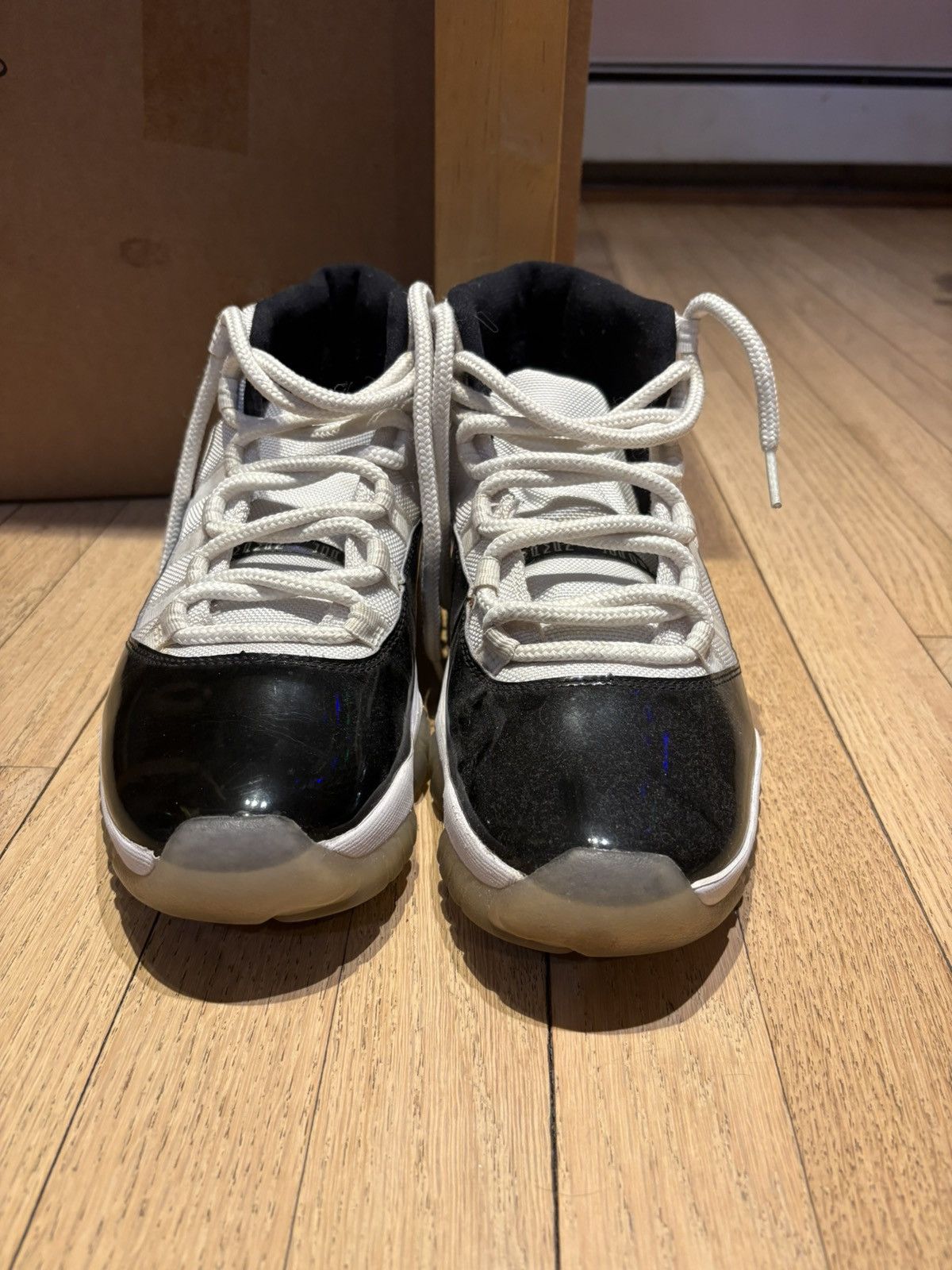 Jordan Brand Air Jordan 11 Retro 'Concord' Size US 9.5 / EU 42-43 - 4 Thumbnail