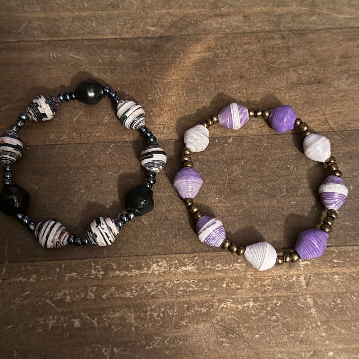 Other Multicolor paper bead stretch bracelet bundle Size ONE SIZE - 4 Thumbnail