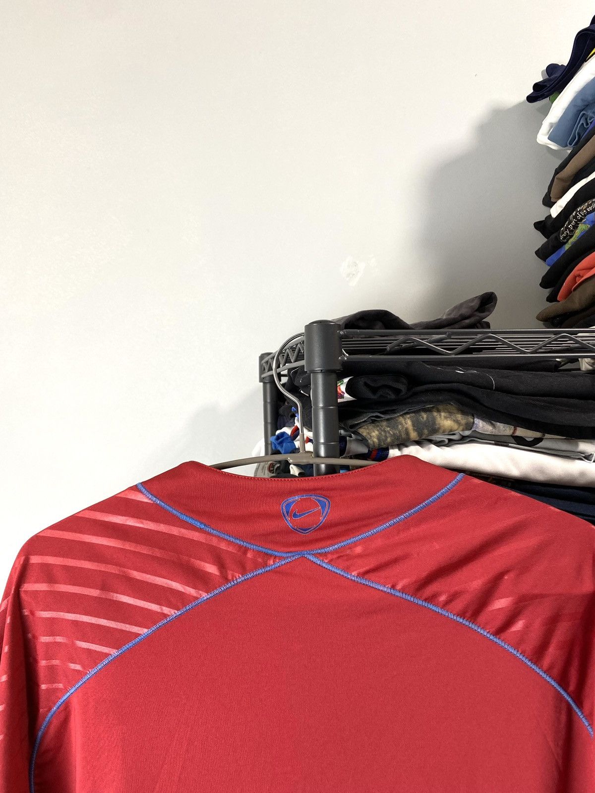 Nike Vintage 2000’s Nike Barcelona Soccer Jersey T Shirt Size US L / EU 52-54 / 3 - 12 Thumbnail