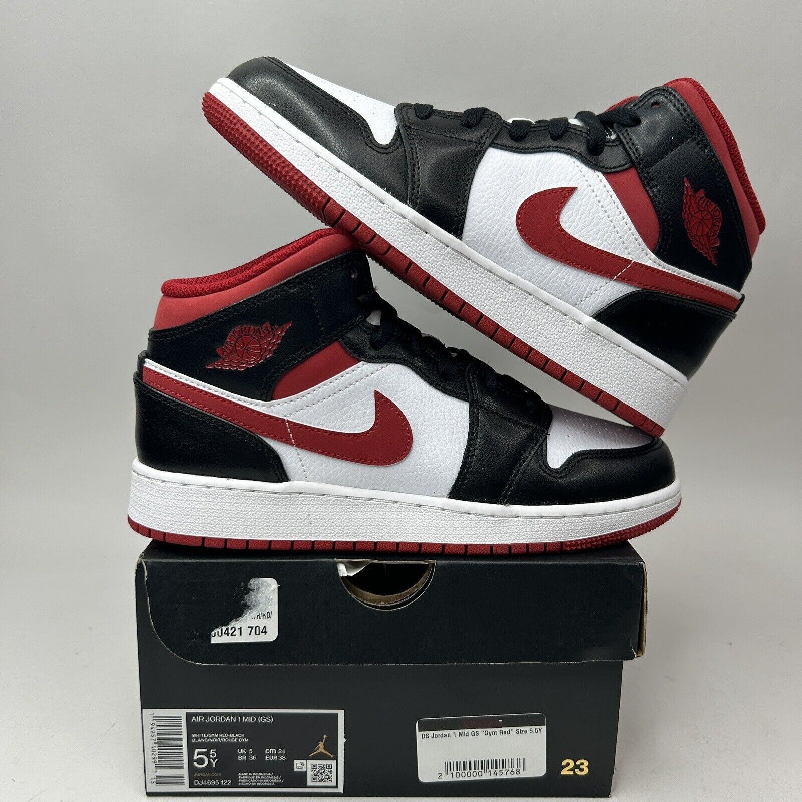 Nike Nike Shoes Air Jordan 1 Mid GS “Gym Red” 2023 Size US 7 / IT 37 - 1 Thumbnail