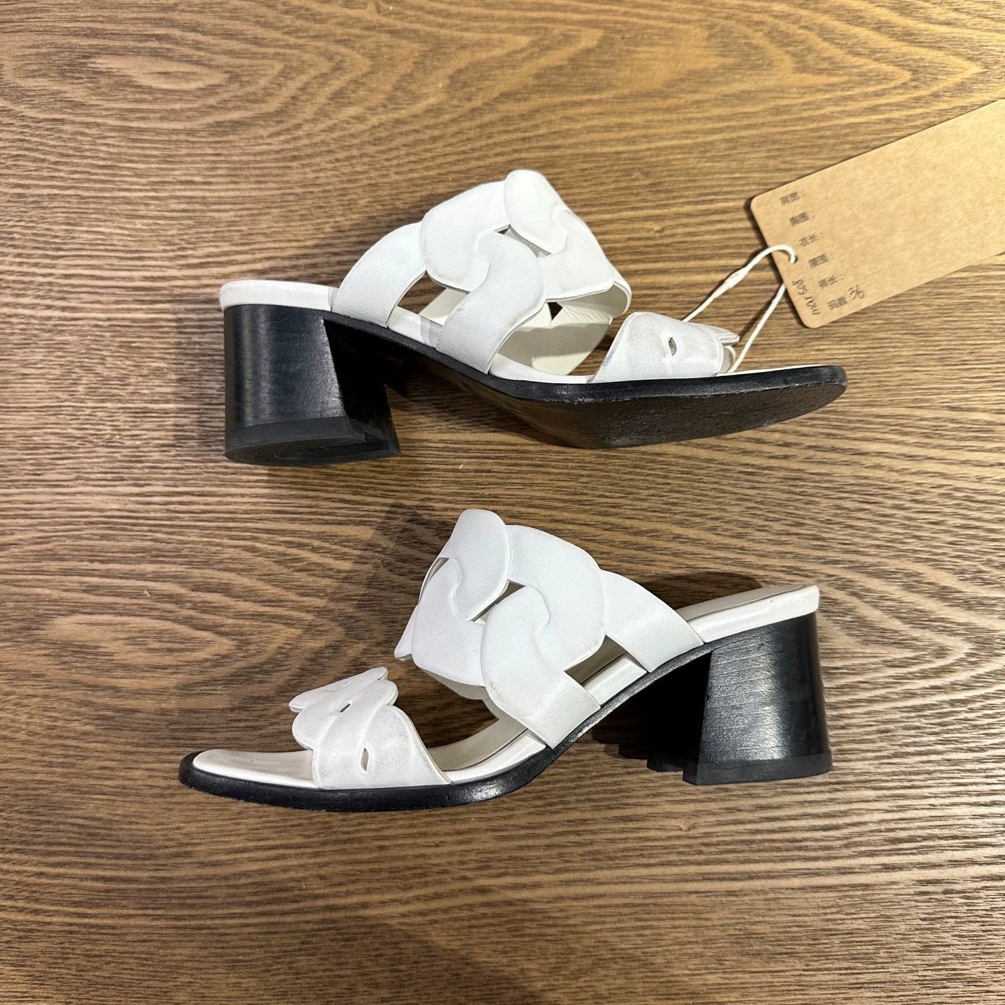 Hermes Hermes Gaby pig nose block heel pump 36 Size US 5.5 / IT 35.5 - 3 Thumbnail