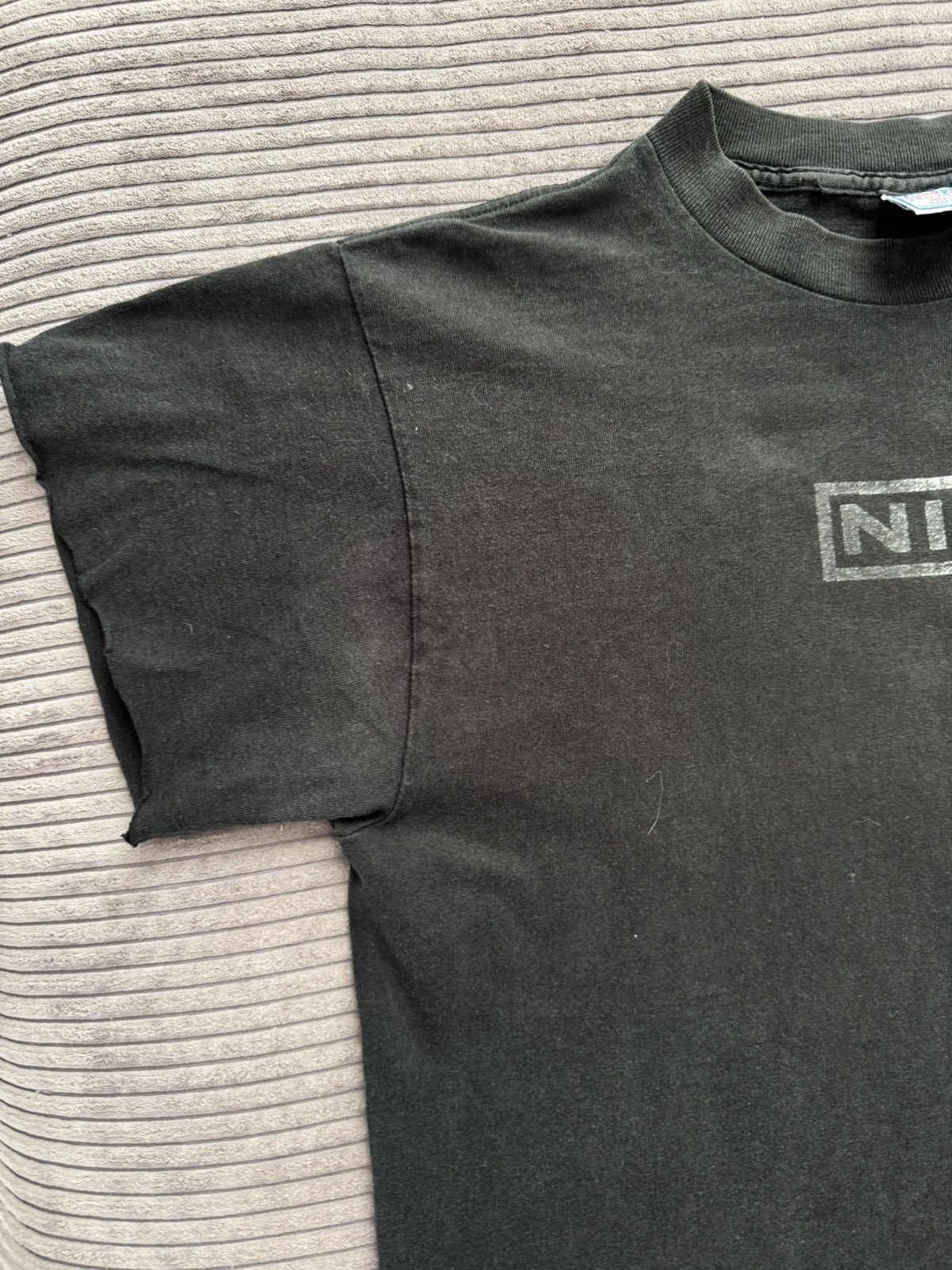Band Tees Vintage 90s Nine Inch Nails Sin Band Tee Cropped Faded NIN Size US L / EU 52-54 / 3 - 7 Thumbnail