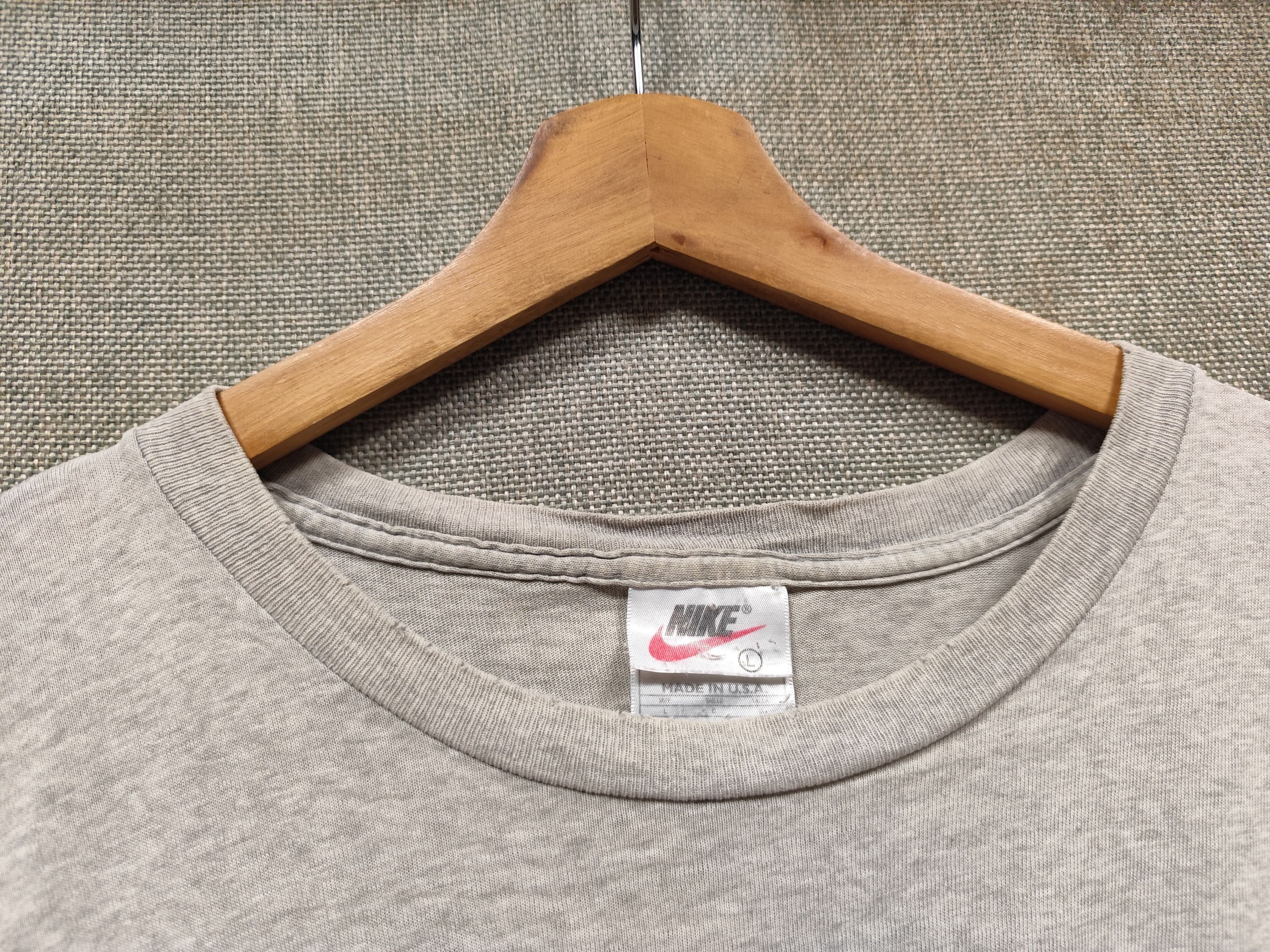 Nike Vintage 90s t shirt nike michael jordan Size US L / EU 52-54 / 3 - 4 Thumbnail