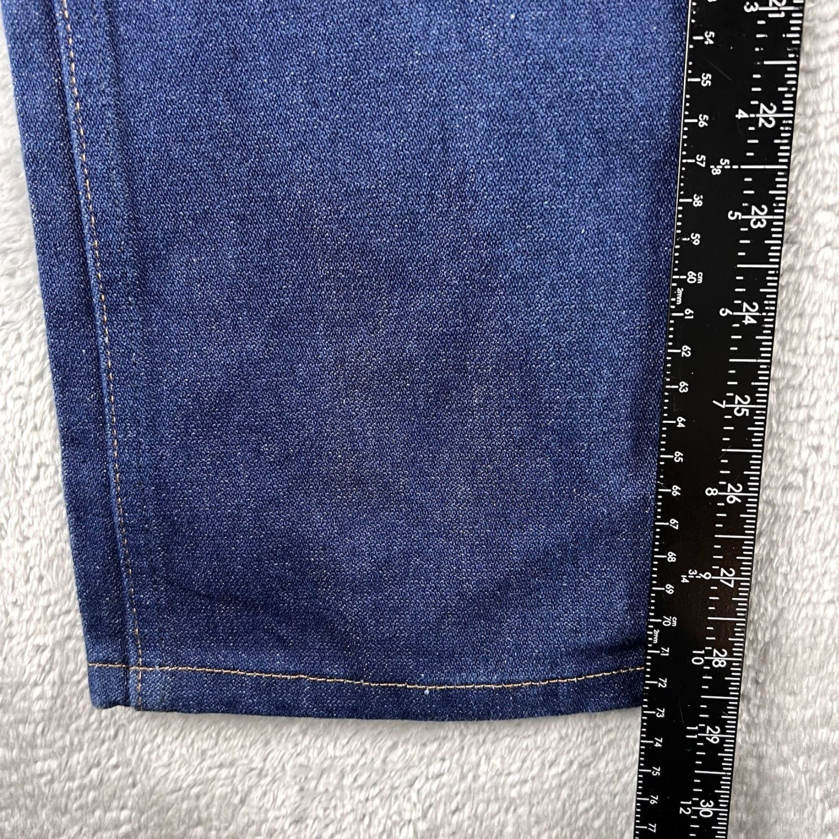 Wrangler VINTAGE Wrangler 936DEN Cowboy Cut Jeans 29x30 Slim Blue Denim 5-Pocket Mens Wrangler Cowboy Cut Size US 29 - 4 Thumbnail