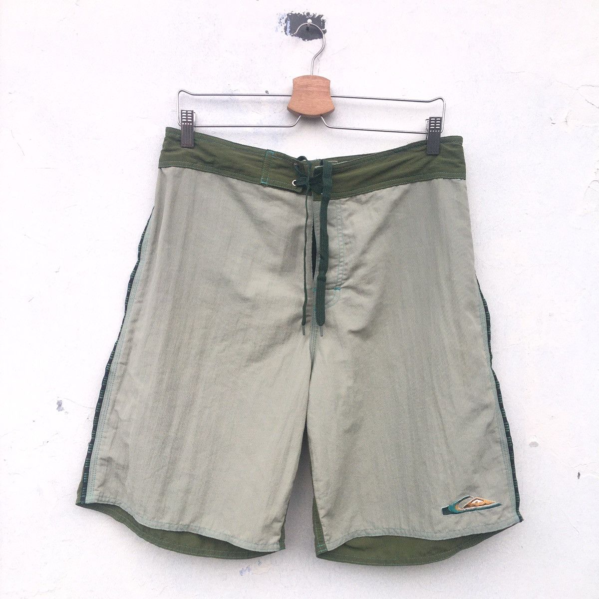 Quiksilver Vintage Quiksilver boardshort surf Size US 31 - 1 Thumbnail