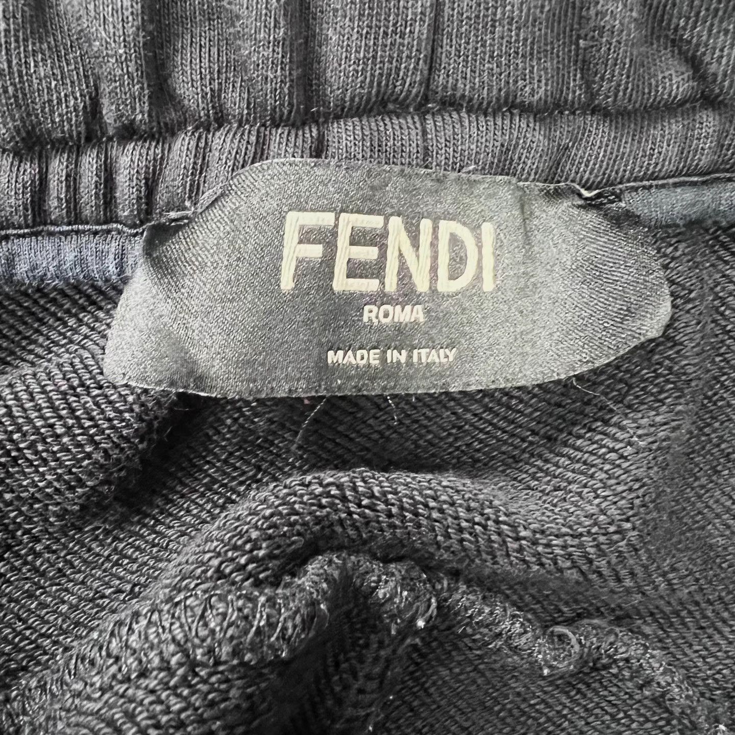 Fendi Fendi Black Side Logo Tape Track Shorts K12 Size US 34 / EU 50 - 6 Thumbnail