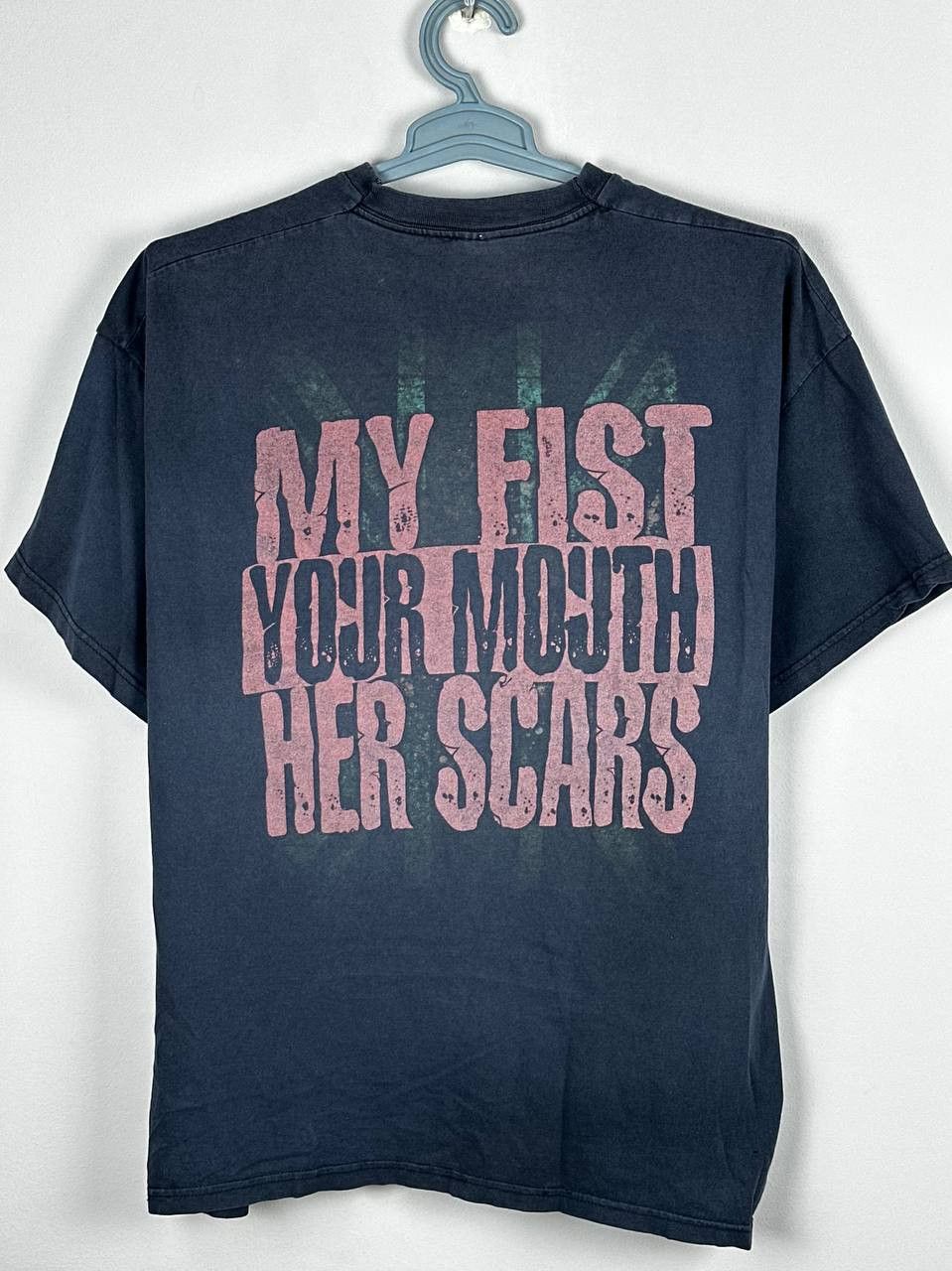 Band Tees Vintage 2005 Bullet For My Valentine Band Tee Distressed Size US XL / EU 56 / 4 - 13 Thumbnail