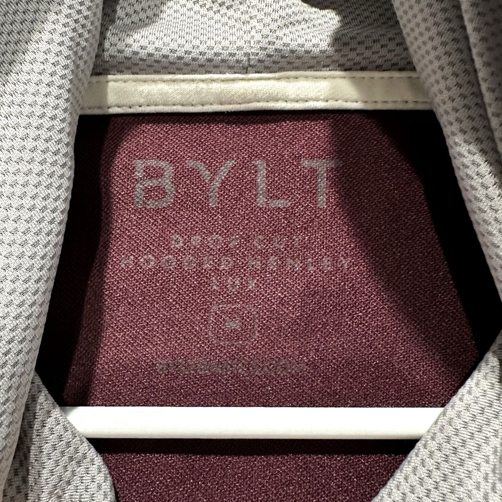 Vintage BYLT Hoodie Mens M Maroon Pullover Hooded Henley Cotton Stretch GUC Regular Size M Red Pants? Size US M / EU 48-50 / 2 - 4 Thumbnail