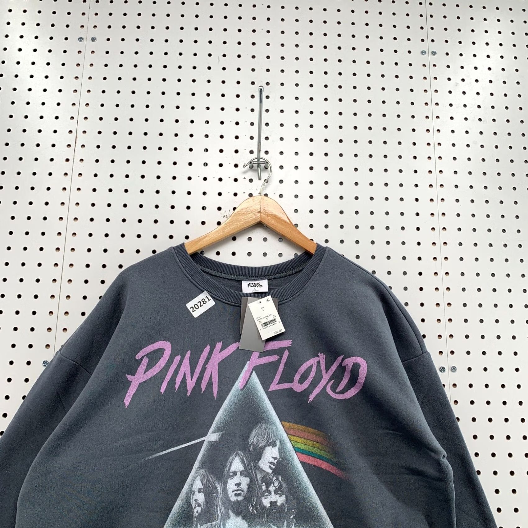 Vintage Pink Floyd Sweatshirt Gray Crew Neck Pullover Womens L 7x22.5 NWT Cropped NEW Size L / US 10 / IT 46 - 2 Thumbnail