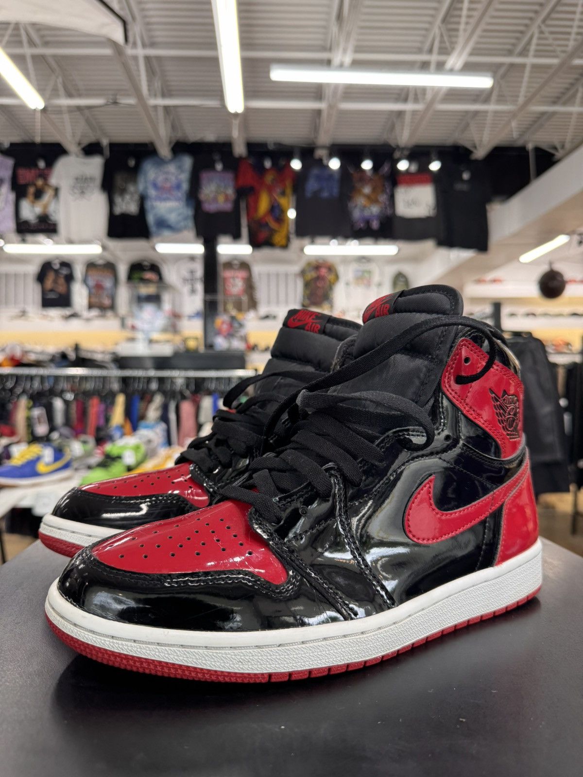 Jordan Brand Air Jordan 1 Patent Red Size 9 (2021) Size US 9 / EU 42 - 1 Thumbnail