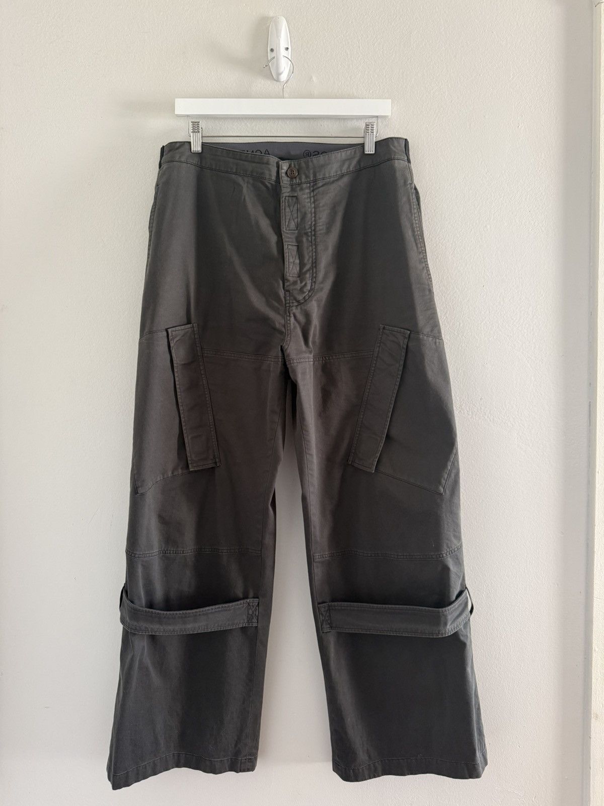 Acne Studios Acne Studios Chevron 6 Pocket Cargo Pants Washed Anthracite Size US 34 / EU 50 - 2 Thumbnail