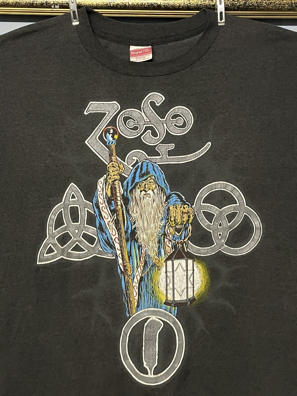 Band Tees Vintage 80s LedZeppelin Zoso Single Stitch Rare Sunfaded Tee Size US L / EU 52-54 / 3 - 3 Thumbnail