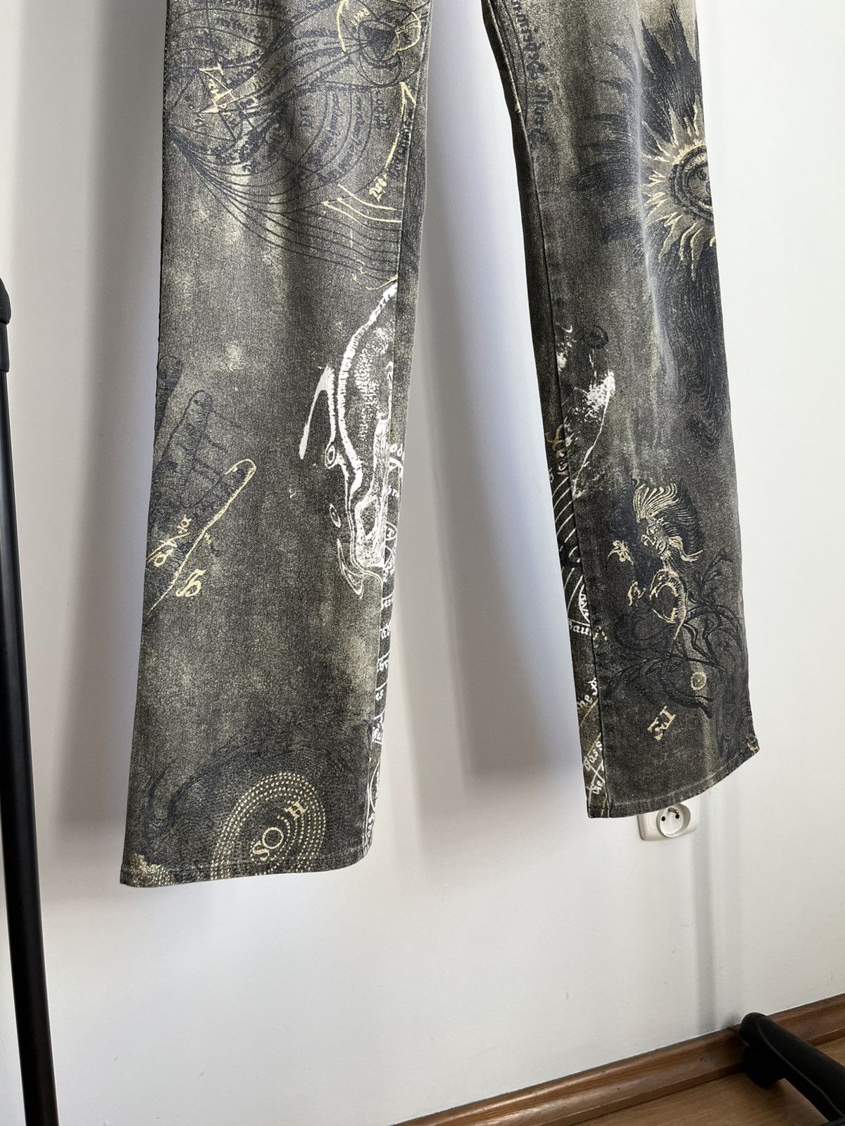 Roberto Cavalli Iconic archive Roberto Cavalli AW03 Astrology low rise jeans Size US 30 / EU 46 - 4 Thumbnail