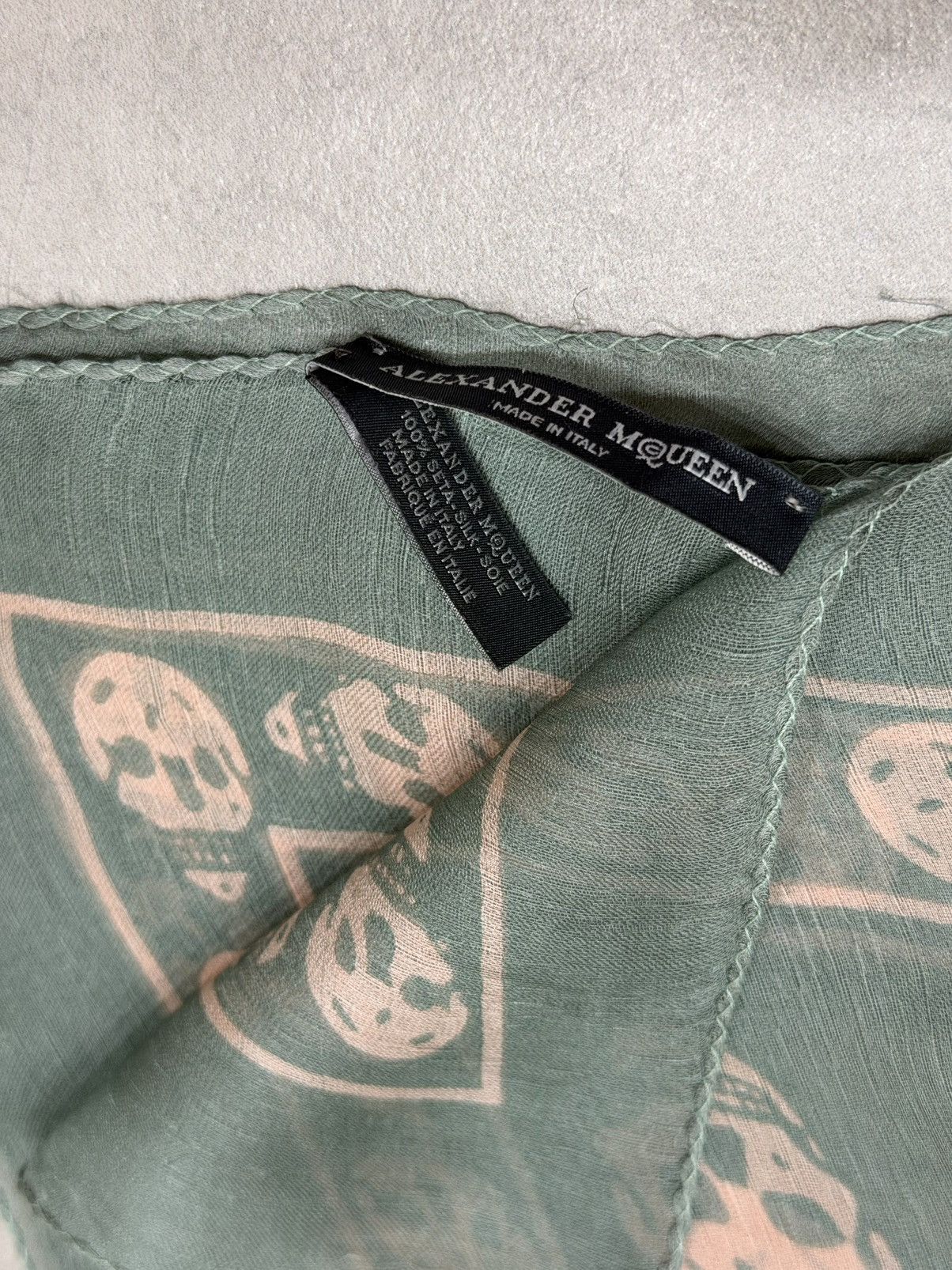 Alexander McQueen ALEXANDER MCQUEEN Skull Silk Scarf Kanye Wool Fakemink Logo Size ONE SIZE - 14 Thumbnail