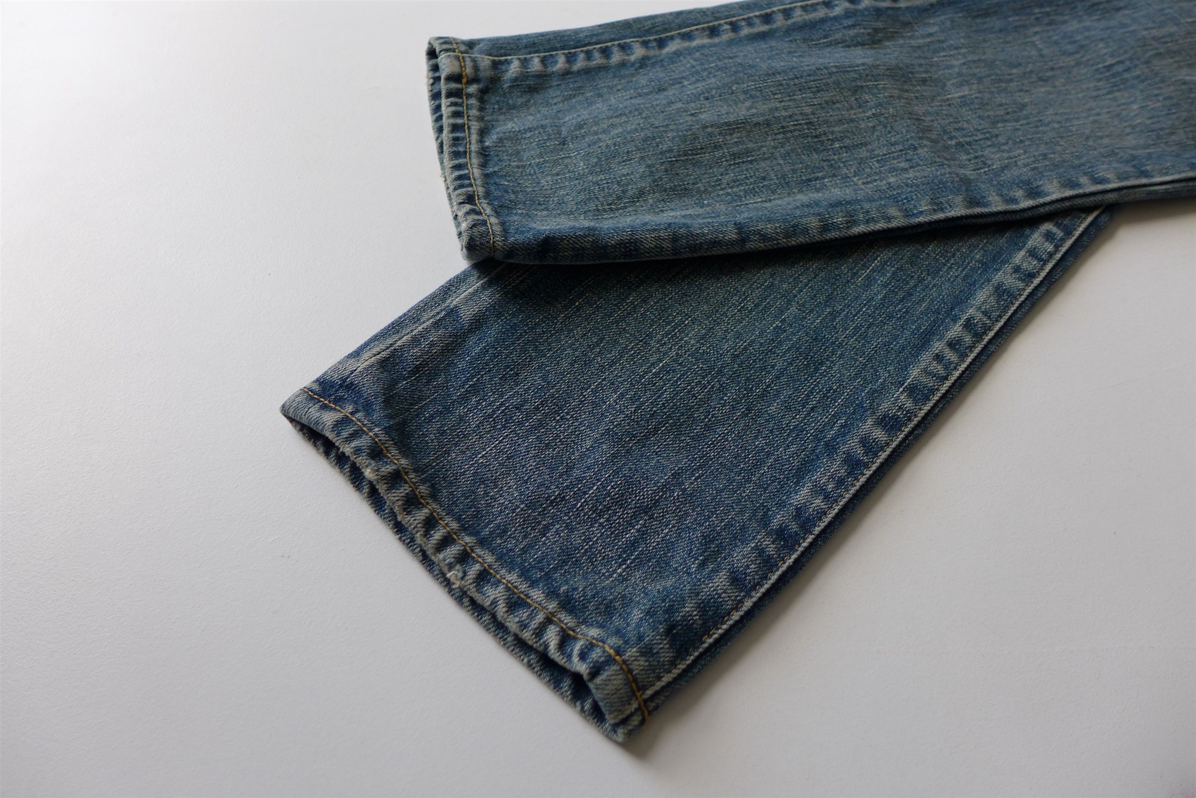 Saint Laurent Paris Saint Laurent D02 Denim Jeans - Dirty Old Vintage Blue Wash Size US 30 / EU 46 - 12 Thumbnail