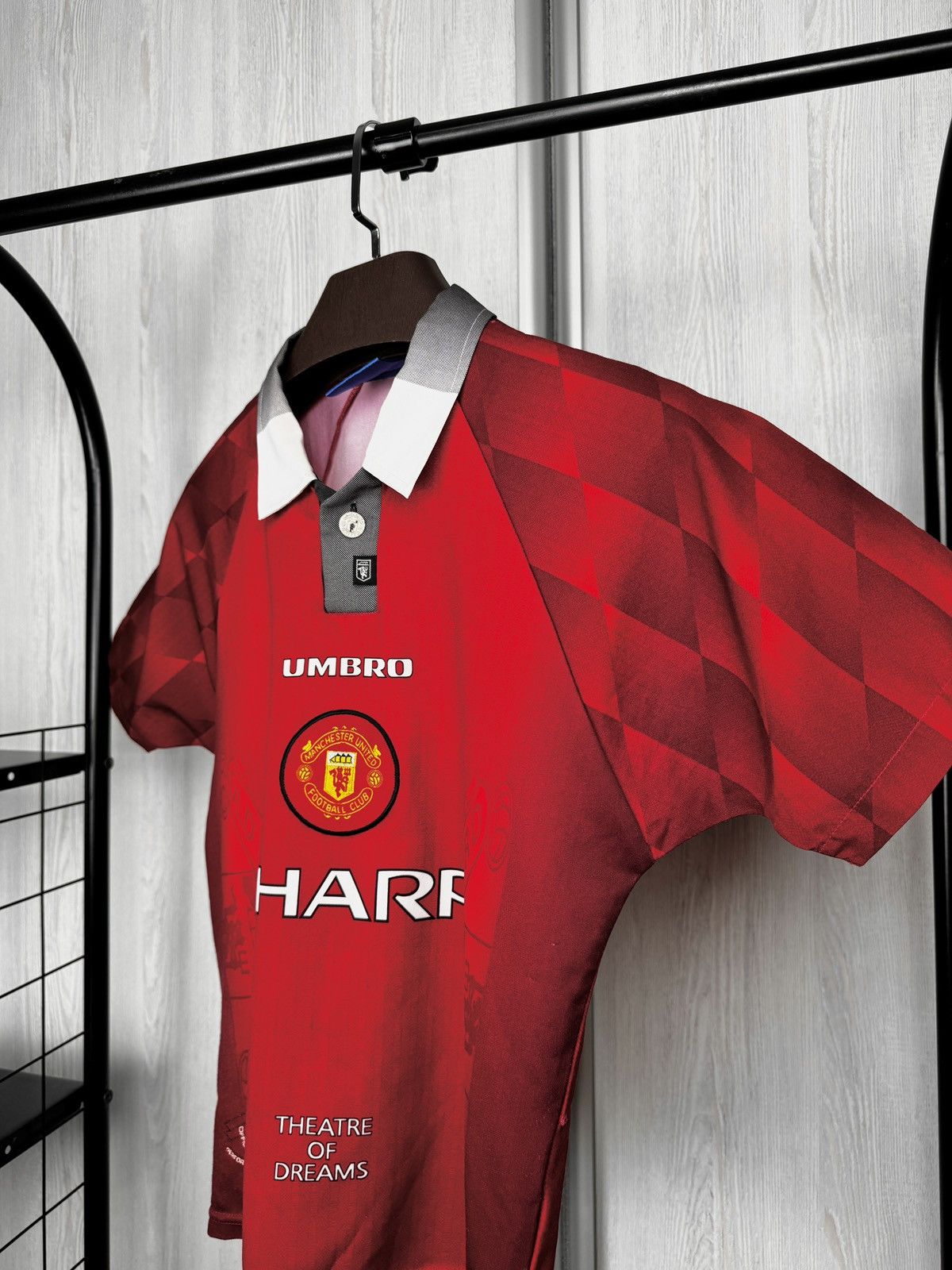 Umbro Umbro Manchester United 1996/1998 Home Jersey soccer YL Boys Size US XXS / EU 40 - 7 Thumbnail