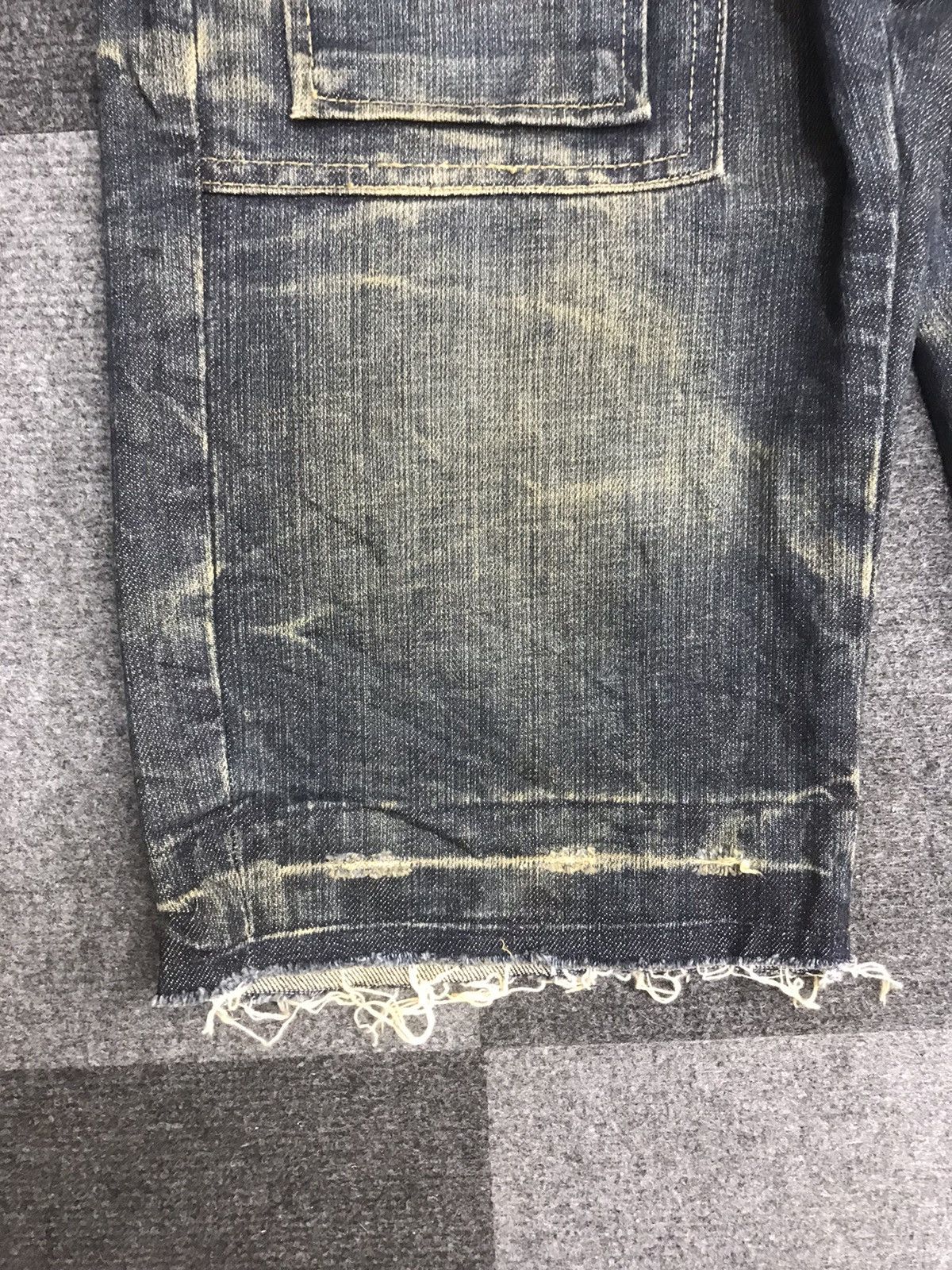 Japanese Brand RUSH HOUR Short Distressed Jeans Size US 29 - 4 Thumbnail