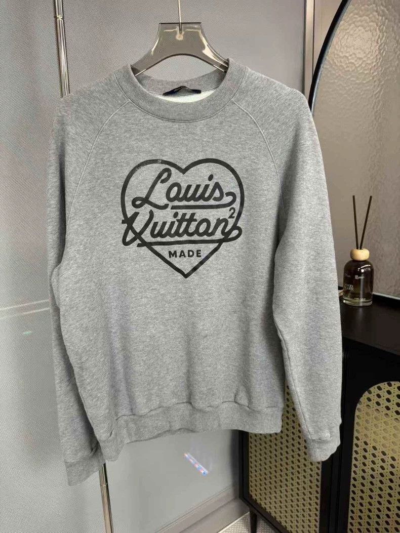 Louis Vuitton Louis Vuitton Grey Love long sleeves Size US L / EU 52-54 / 3 - 1 Thumbnail