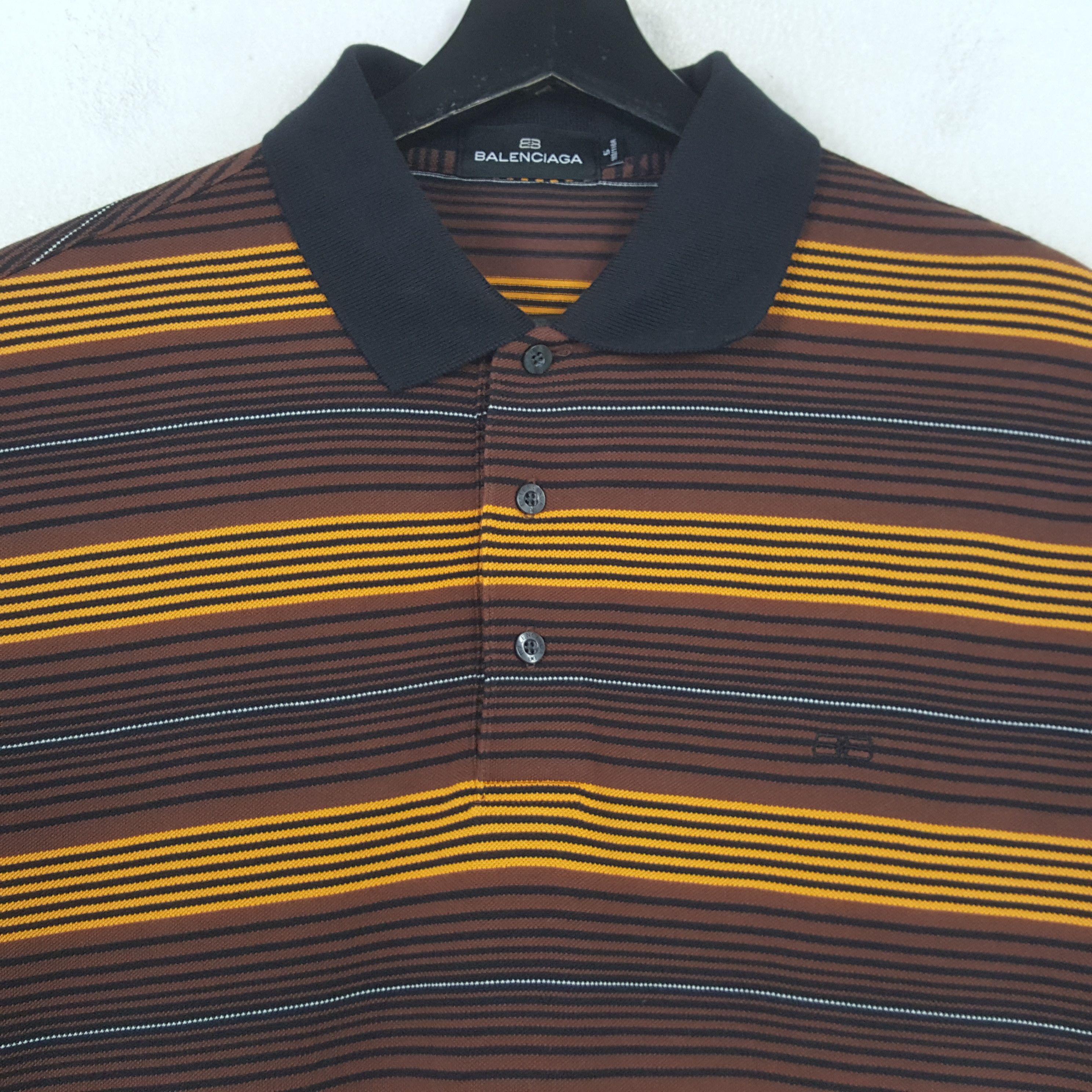 Balenciaga Balenciaga Fashion Brand Casual Style Polos C294N8 Size US L / EU 52-54 / 3 - 2 Thumbnail