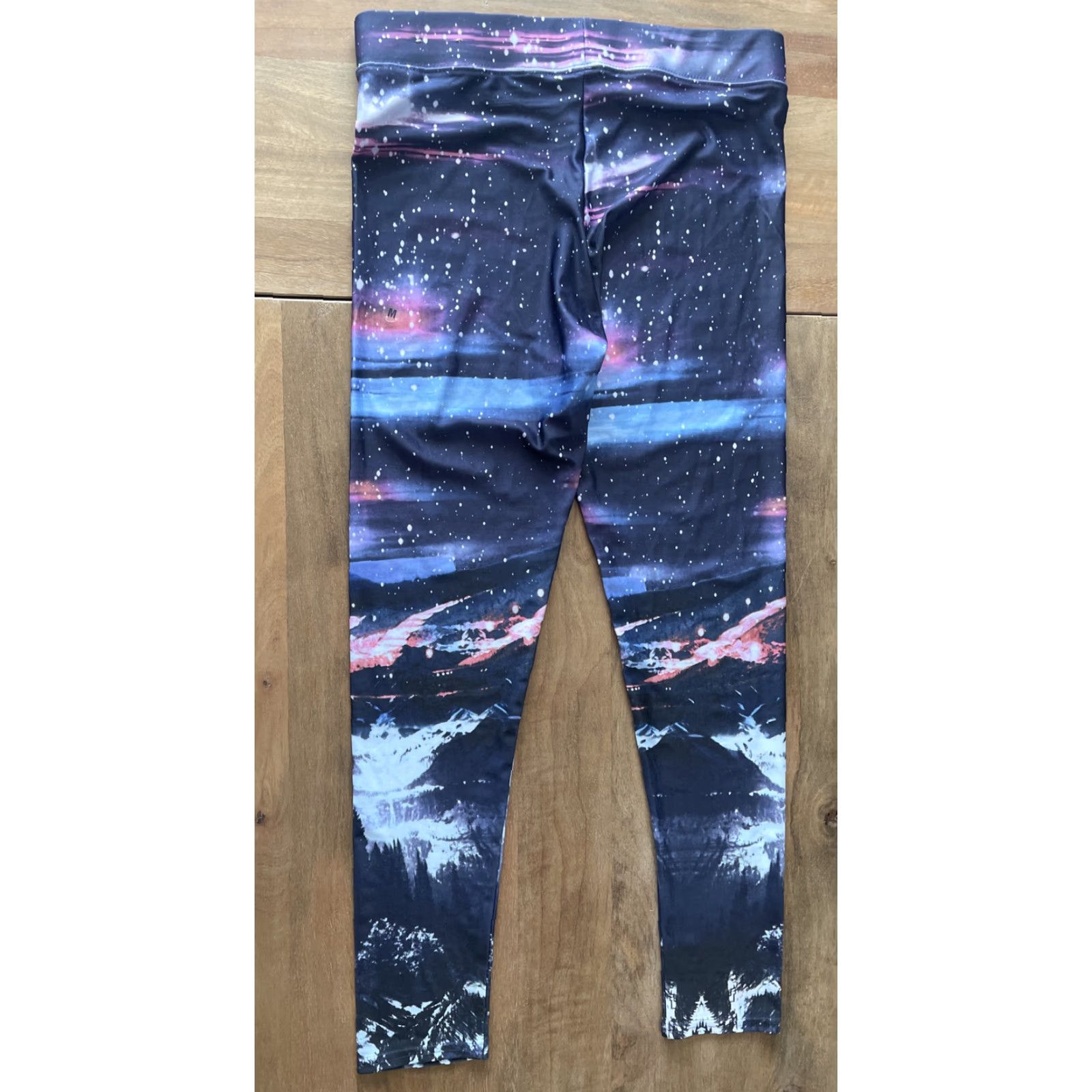 American Eagle Outfitters American Eagle Outfitters Leggings Photo Print Galaxy Space Hi-Rise M Multicolor Women Size 32" / US 10 / IT 46 - 2 Thumbnail
