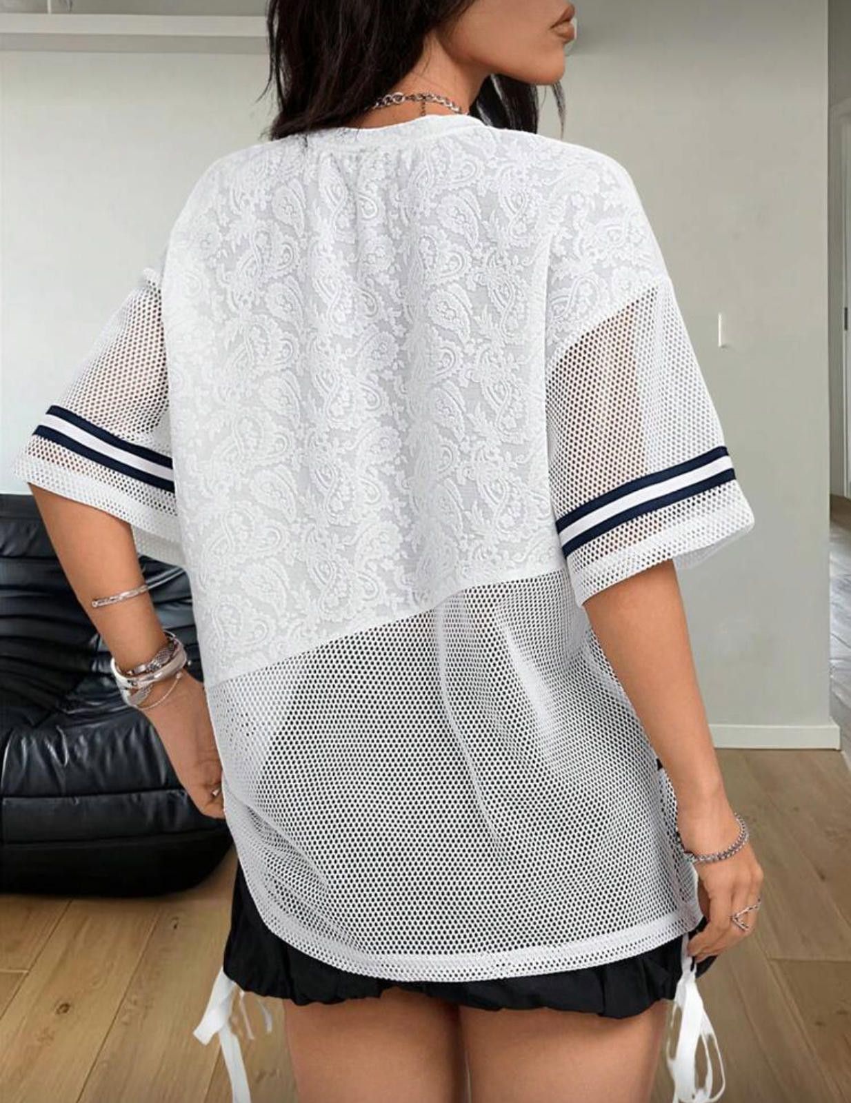 Other Contrast Floral Mesh White Jersey Number 28 Size S / US 4 / IT 40 - 3 Thumbnail