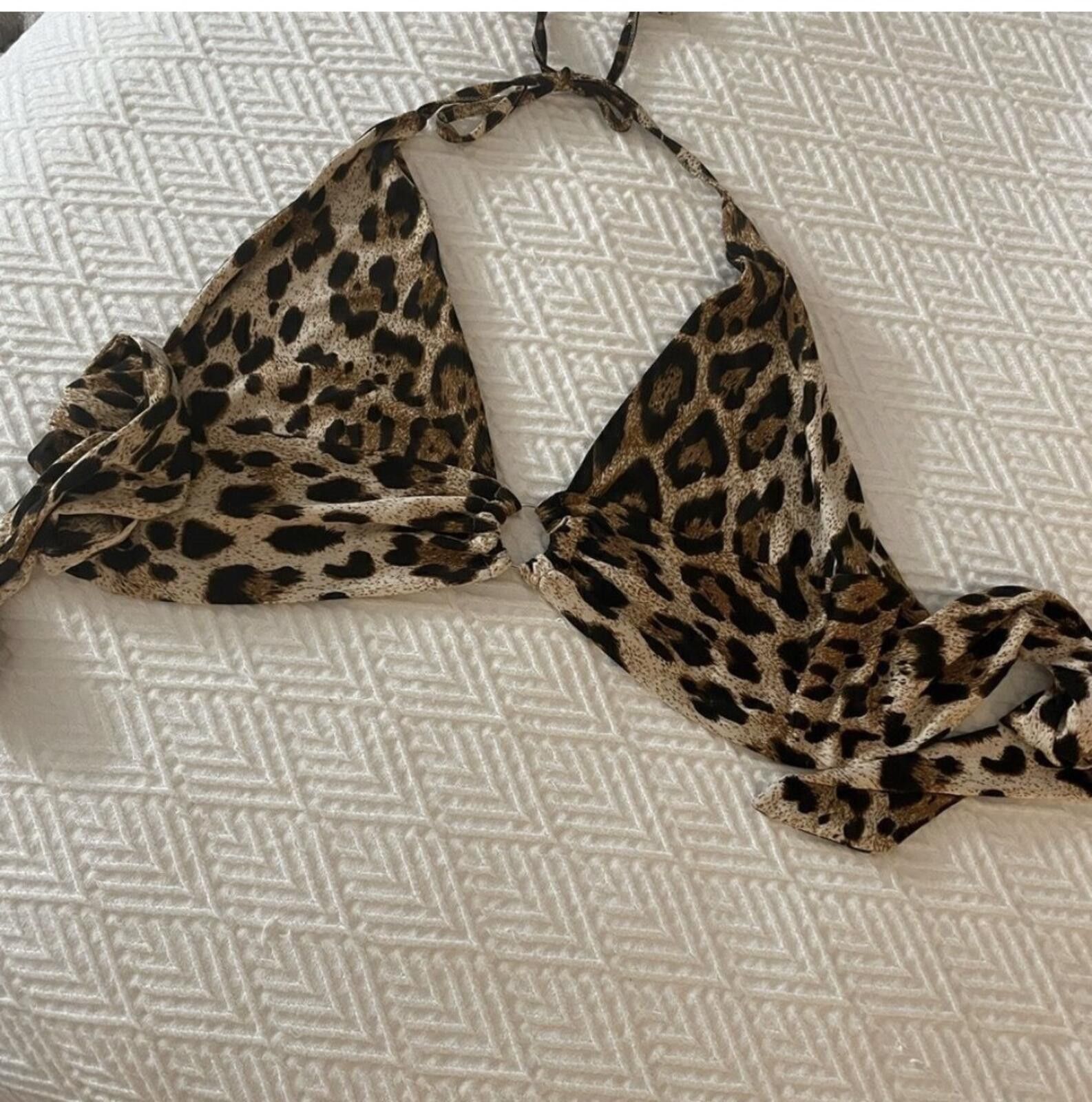 Romeo Gigli Romwe leopard print top Size XL / US 12-14 / IT 48-50 - 1 Thumbnail