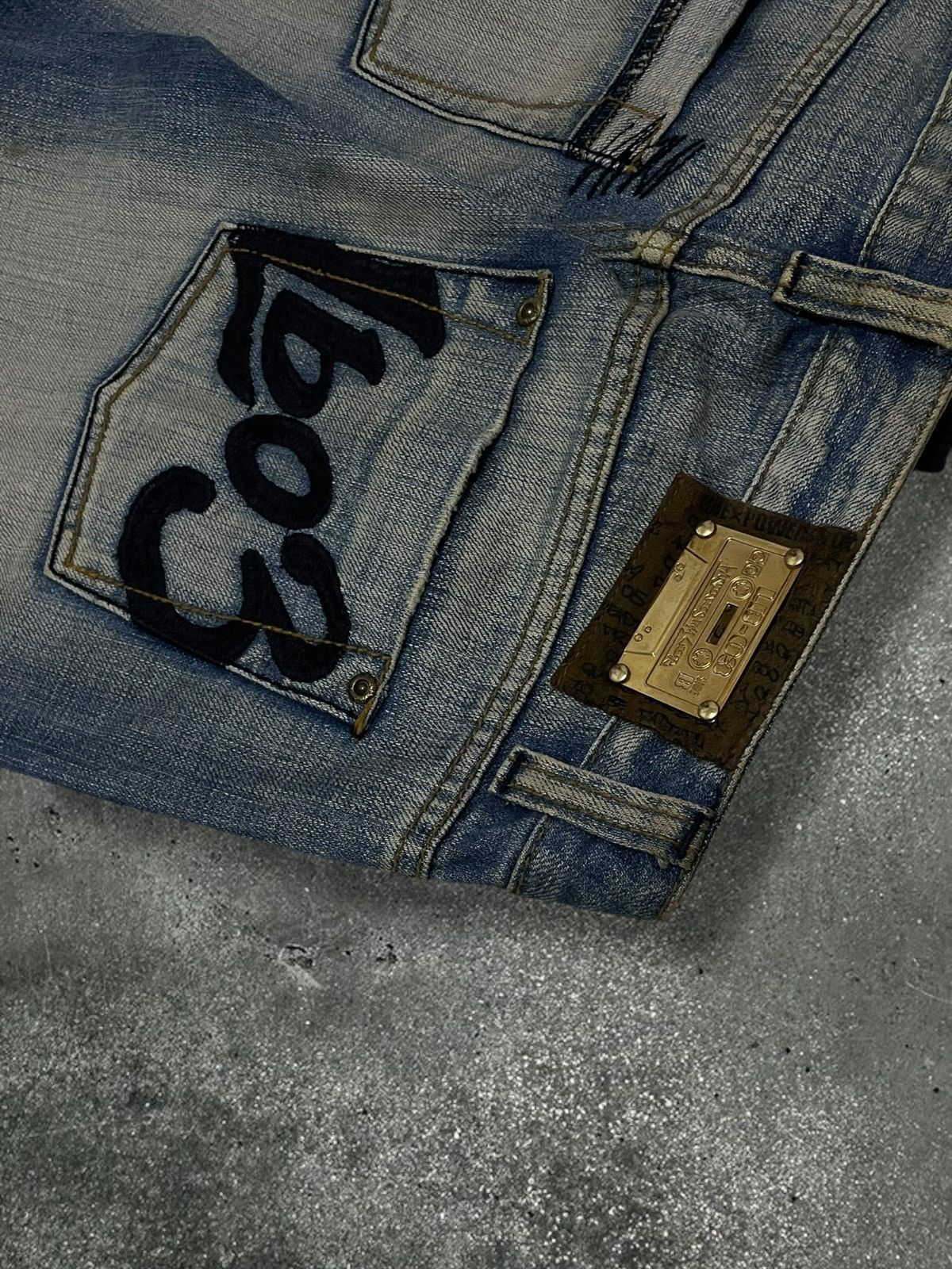 Le Grande Bleu (L.G.B.) Vintage 90s Designer Japan Lb-03 Love Power Soul Baggy Denim Size US 28 / EU 44 - 13 Thumbnail