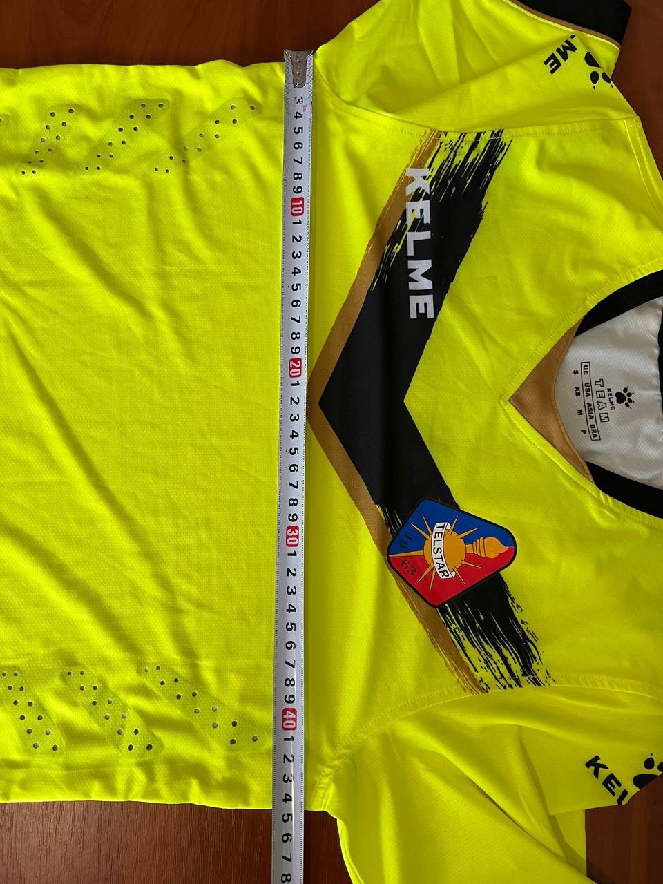 Sports Specialties 2017/18 TELSTAR KELME PLAYER ISSUED SOCCER JERSEY SHIRT SZ M Size US M / EU 48-50 / 2 - 17 Thumbnail
