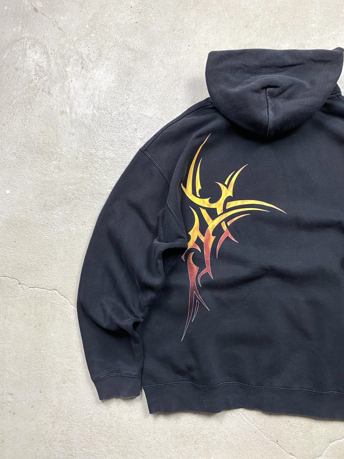 Japanese Brand Y2K Vintage 2000’s Abstract Fire Hoodie Japan Style Size US XL / EU 56 / 4 - 13 Thumbnail
