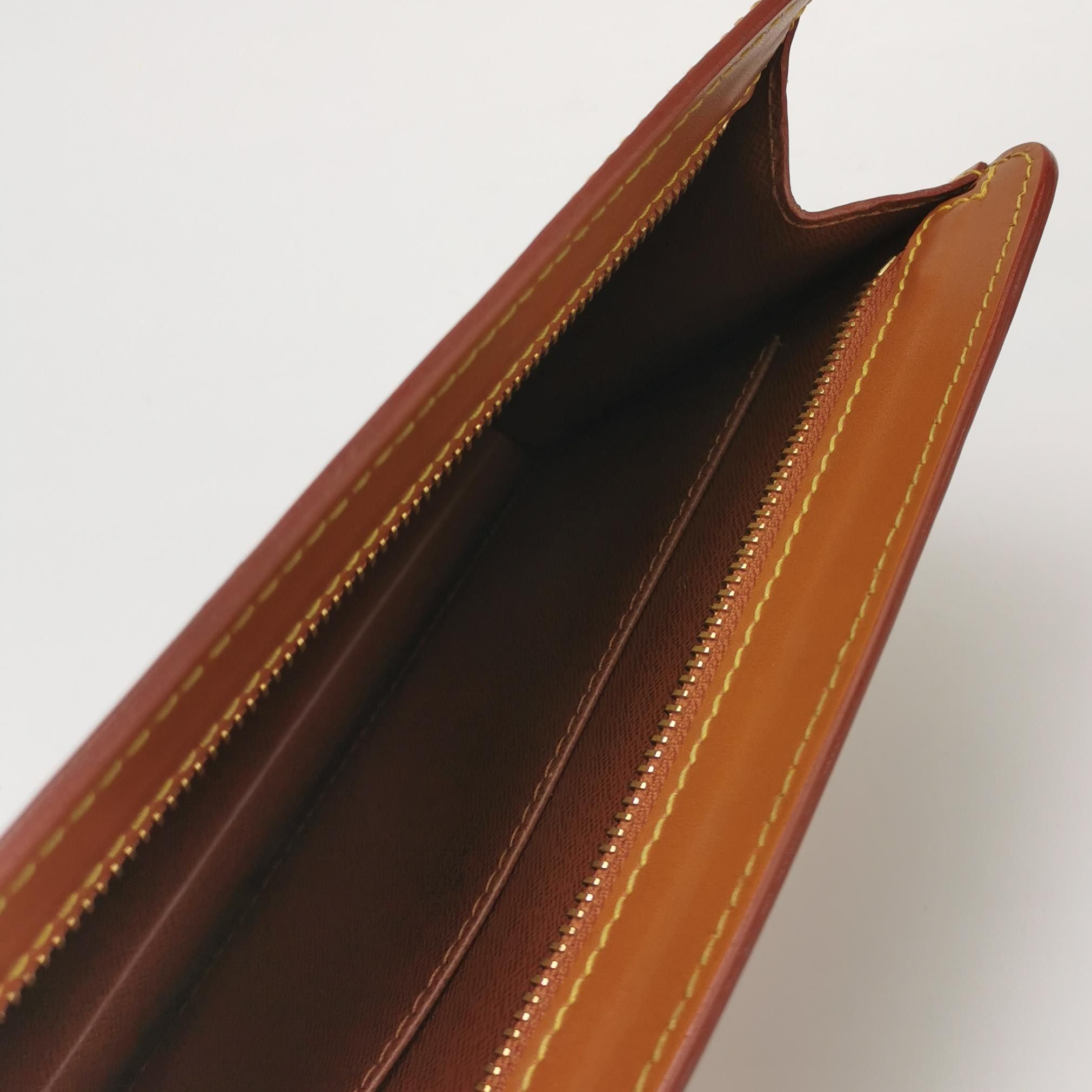 Louis Vuitton Louis Vuitton (LV) Cowhide Solid Color Water Ripple Second- Size ONE SIZE - 1 Thumbnail