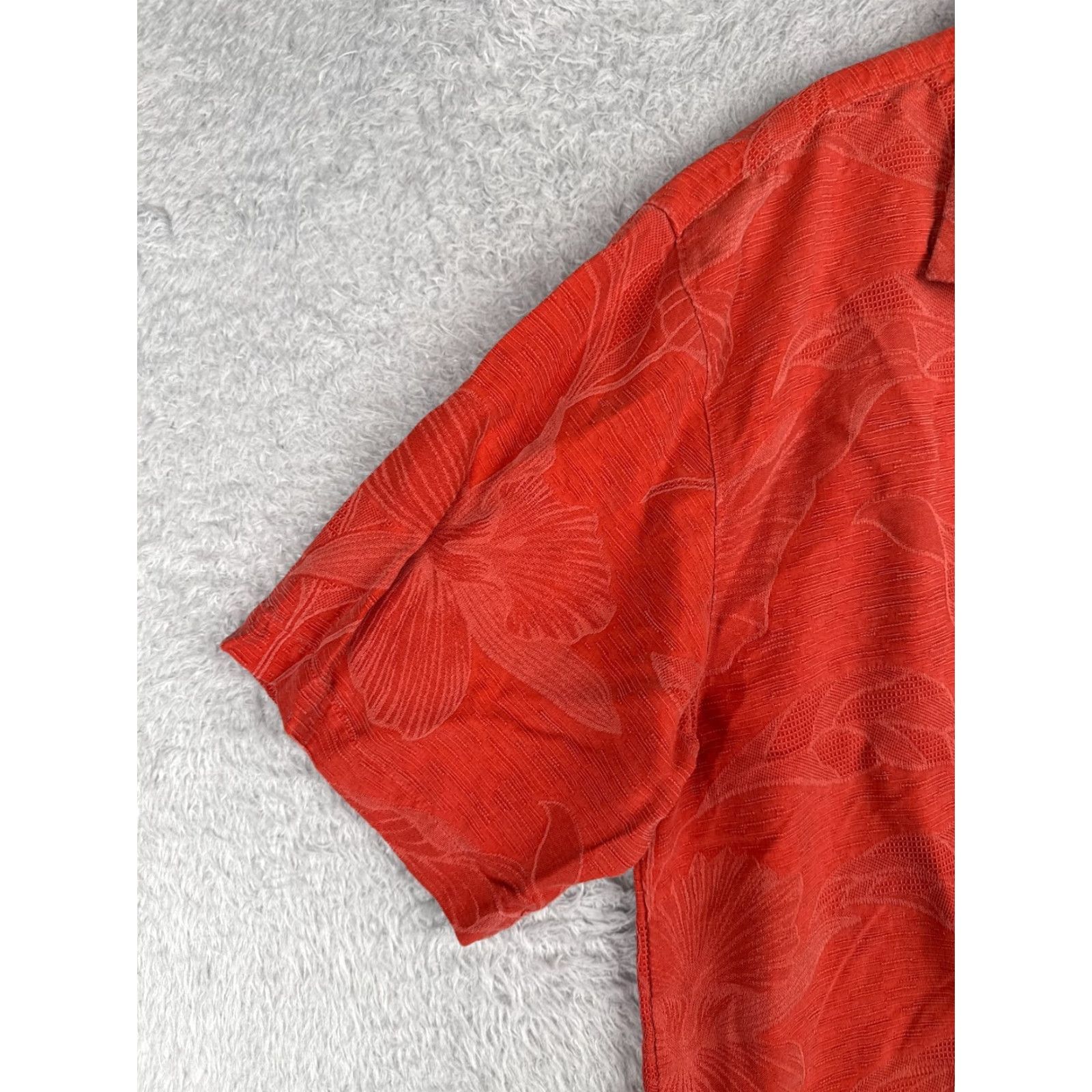 Tommy Bahama Tommy Bahama Shirt Men Large Red Floral Button Up Beach Resort Hawaiian Shirt Size US L / EU 52-54 / 3 - 3 Thumbnail