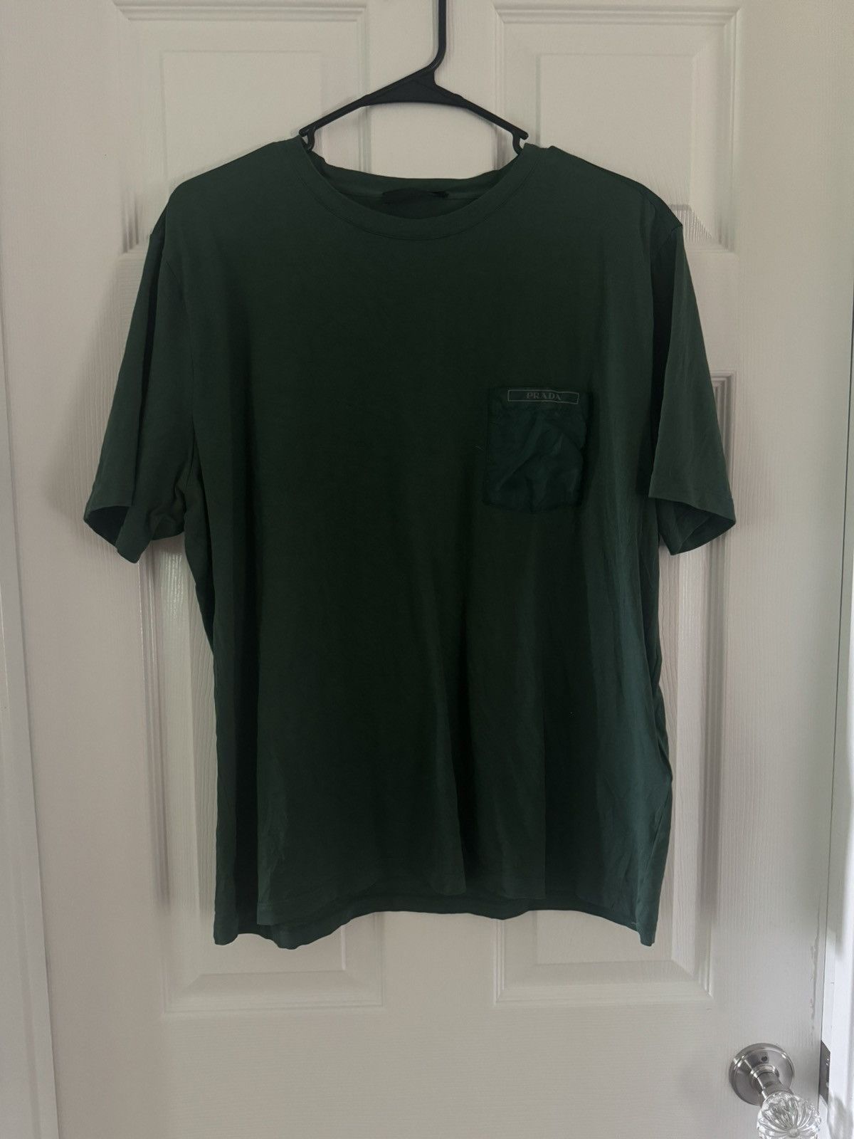 Prada Prada logo pocket T shirt Size US L / EU 52-54 / 3 - 1 Thumbnail