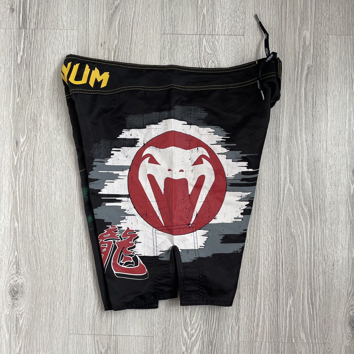 Other Vintage Venum Japan & Brasil Shorts Y2K Size US 36 / EU 52 - 2 Thumbnail