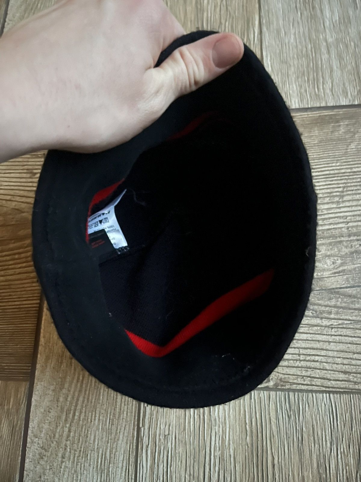 Mammut Mammut Classic Logo Beanie — Black/Red Size ONE SIZE - 6 Thumbnail