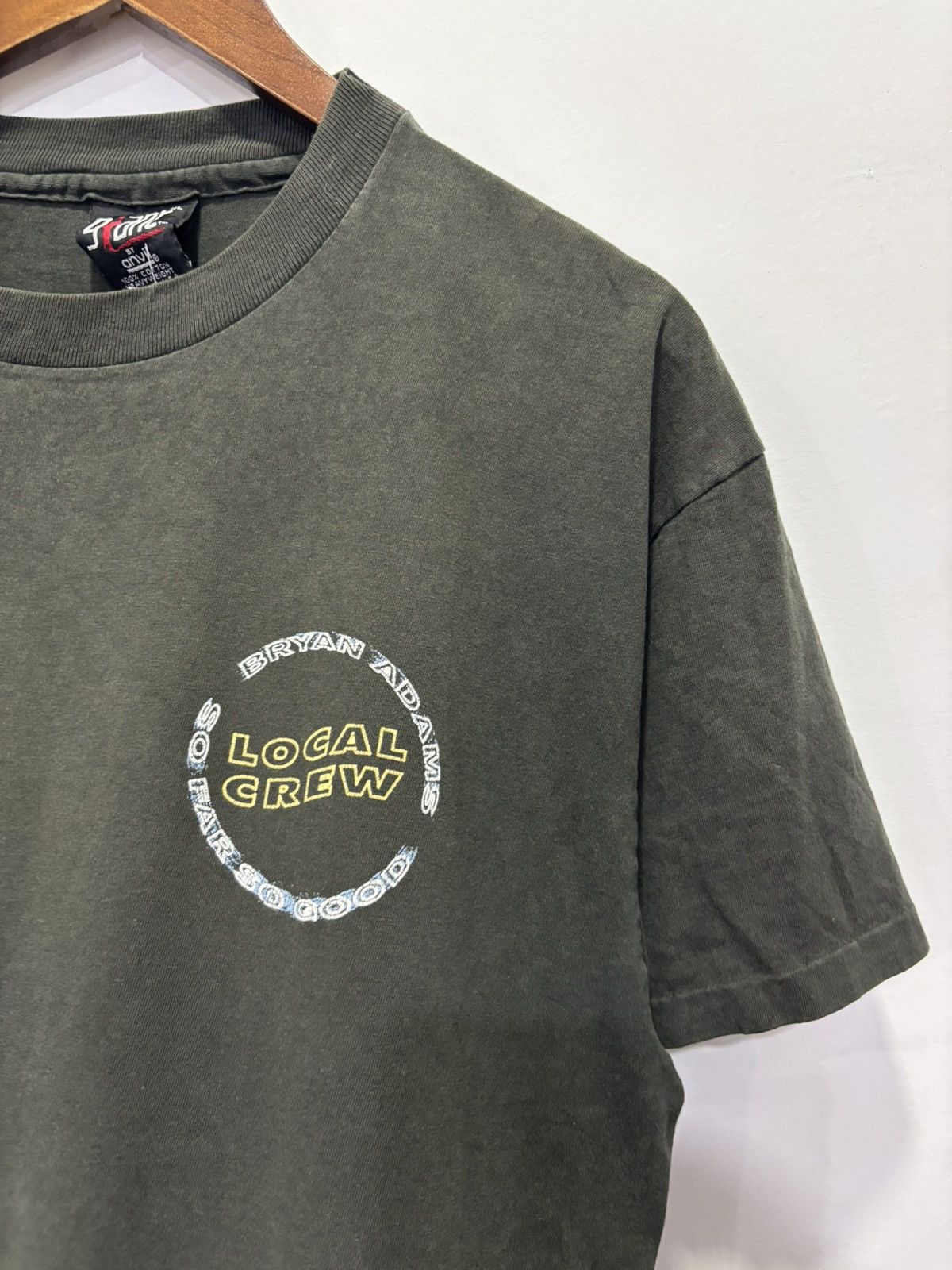 Band Tees × Vintage Vintage Bryan Adams Local Crew Tshirt Size US XL / EU 56 / 4 - 2 Thumbnail