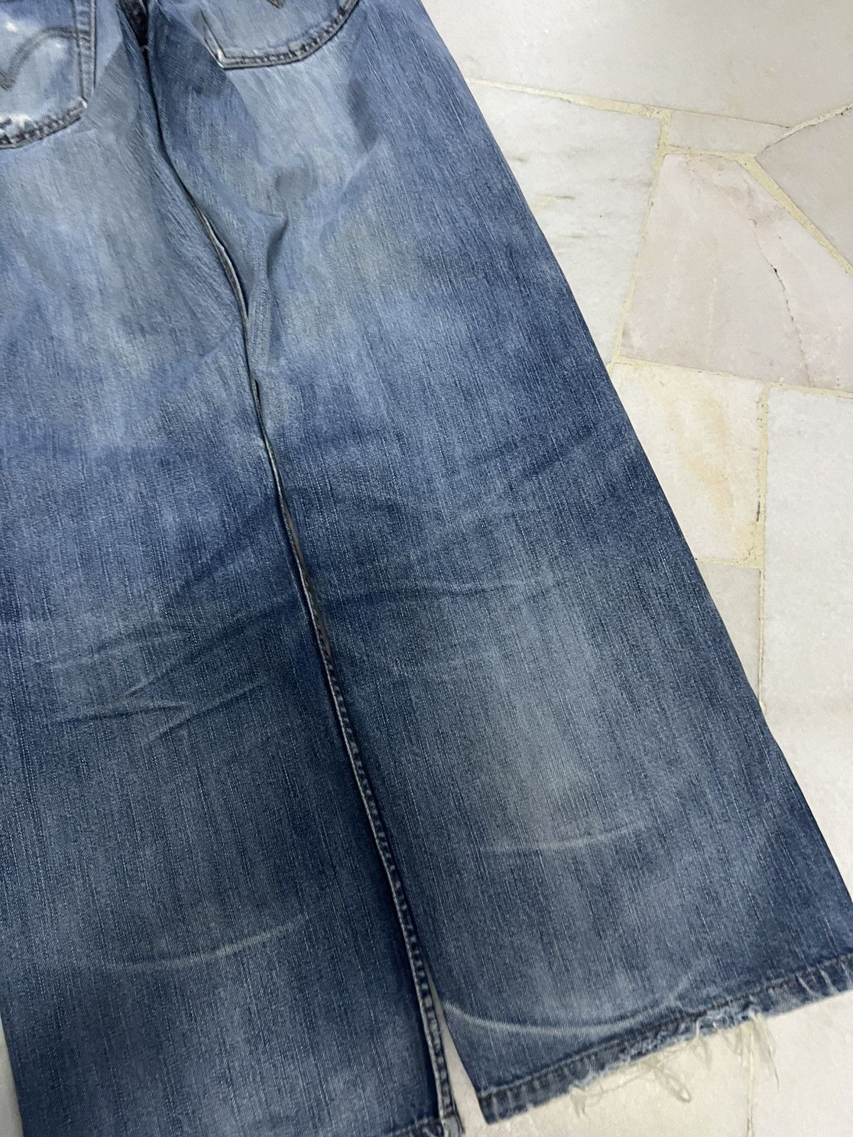 Levi's × Levi's Vintage Clothing 💥Baggy💥Vintage Levis 504 Light Wash Distress Jean Size US 27 - 14 Thumbnail