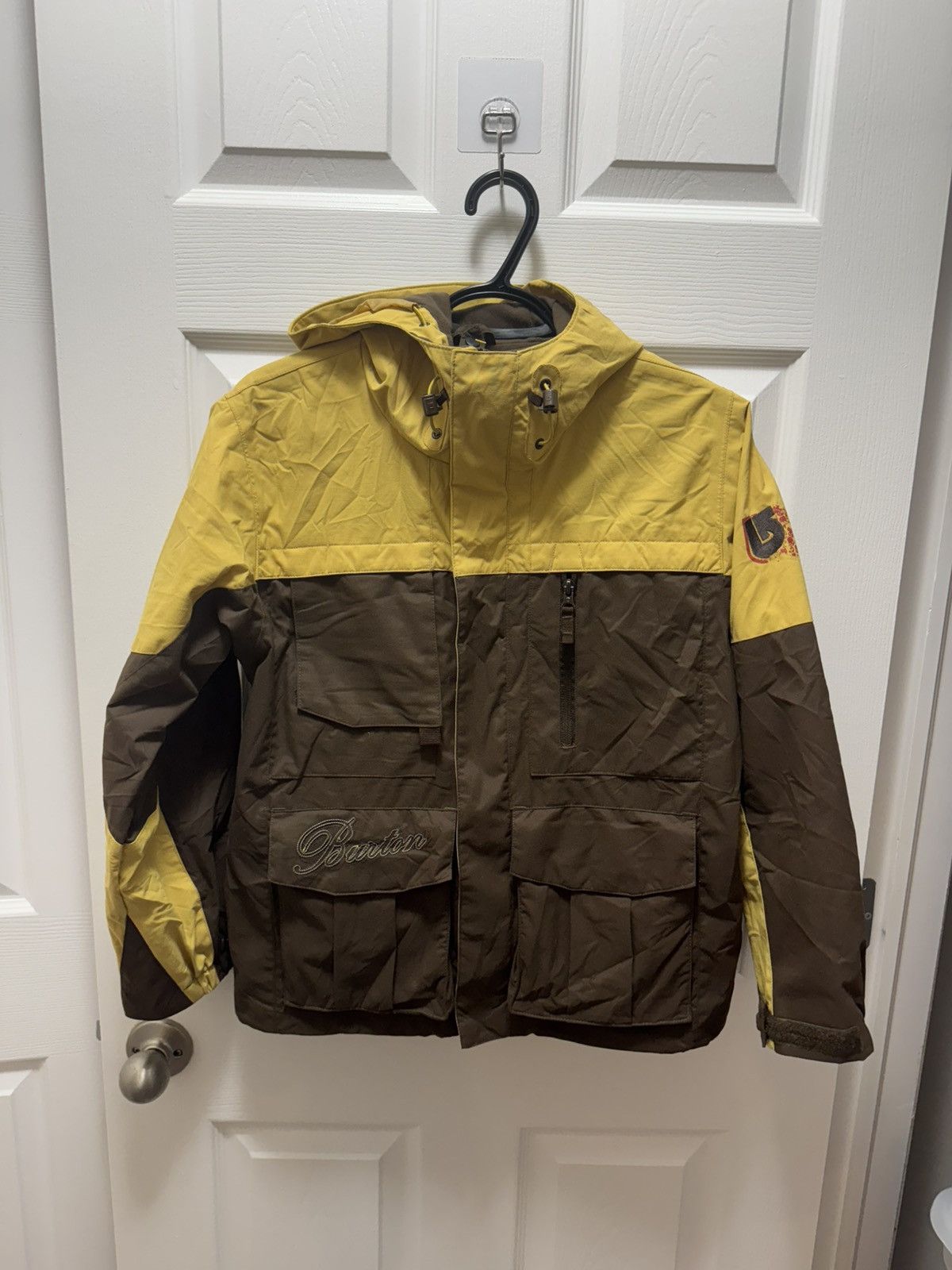 Burton Burton Y2K Snowboarding Jacket Vintage Yellow Brown Kids Size US S / EU 44-46 / 1 - 1 Thumbnail