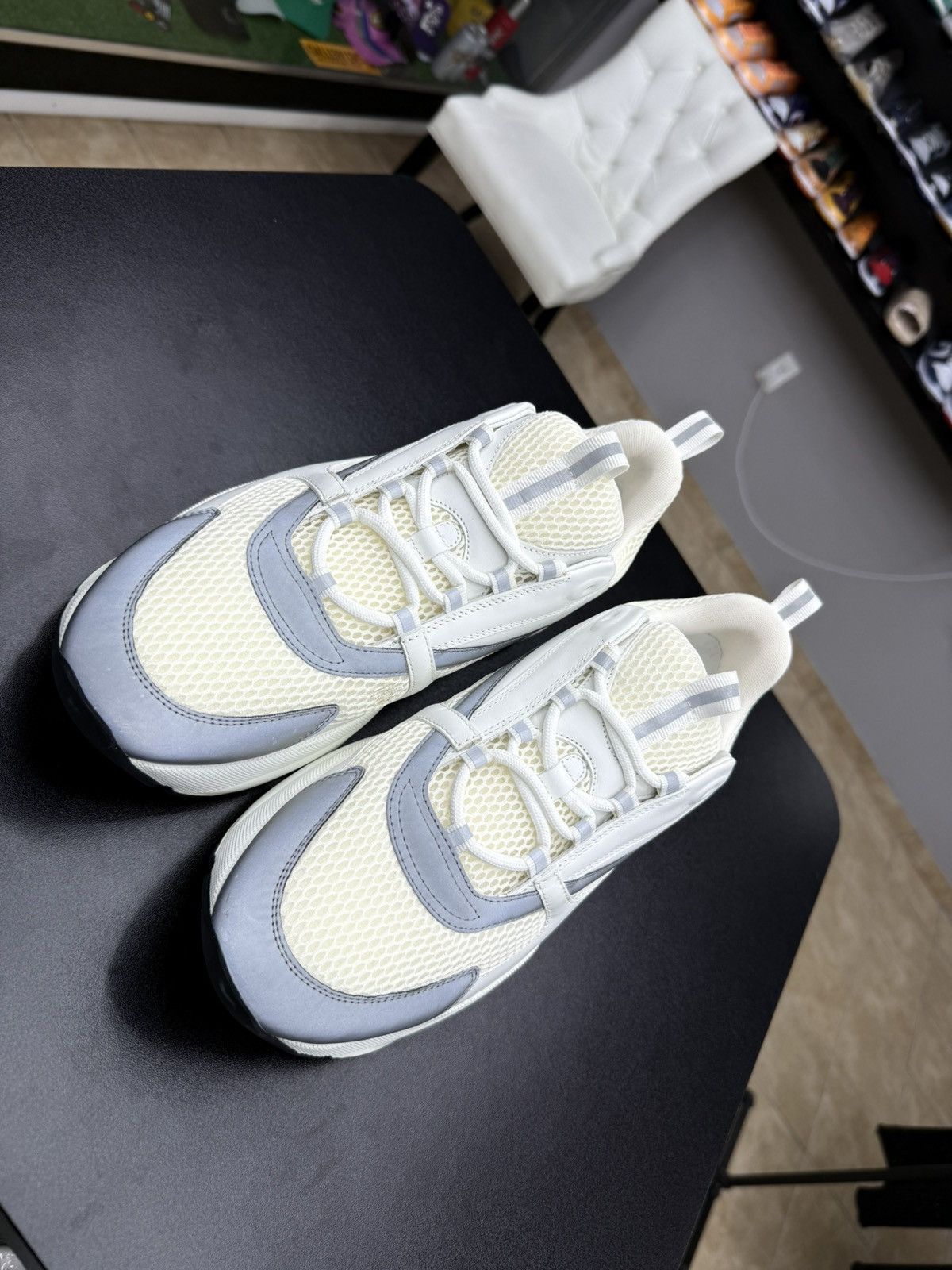 Dior AUTHENTIC Dior B22 White Silver Size 47 / 14 US Size US 14 / EU 47 - 5 Thumbnail