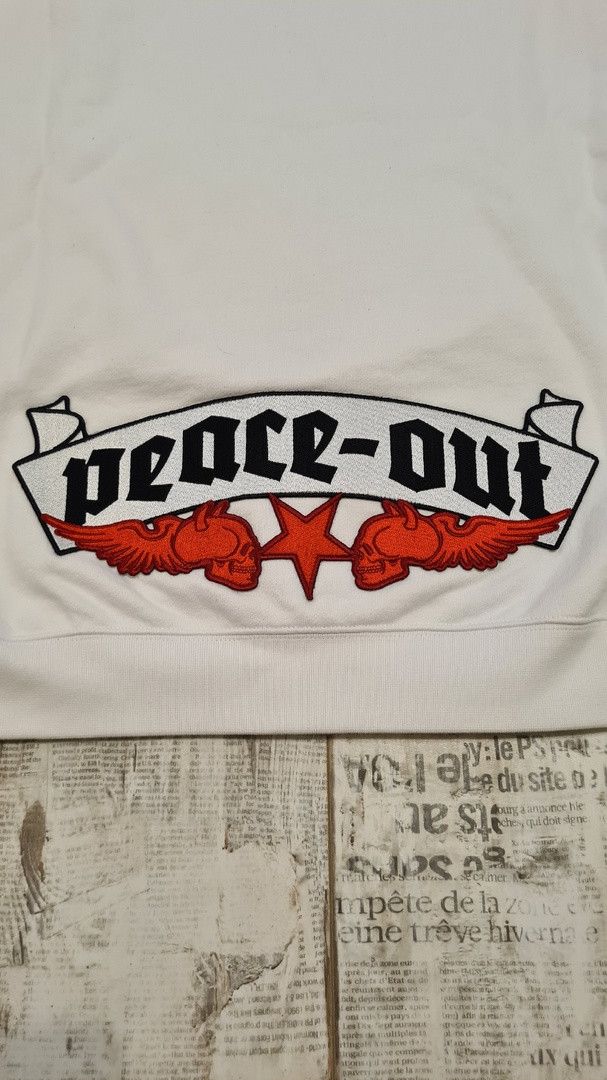 Vetements Vetements - The Devil Does Wear Vetements Oversize Hoodie Size US M / EU 48-50 / 2 - 5 Thumbnail