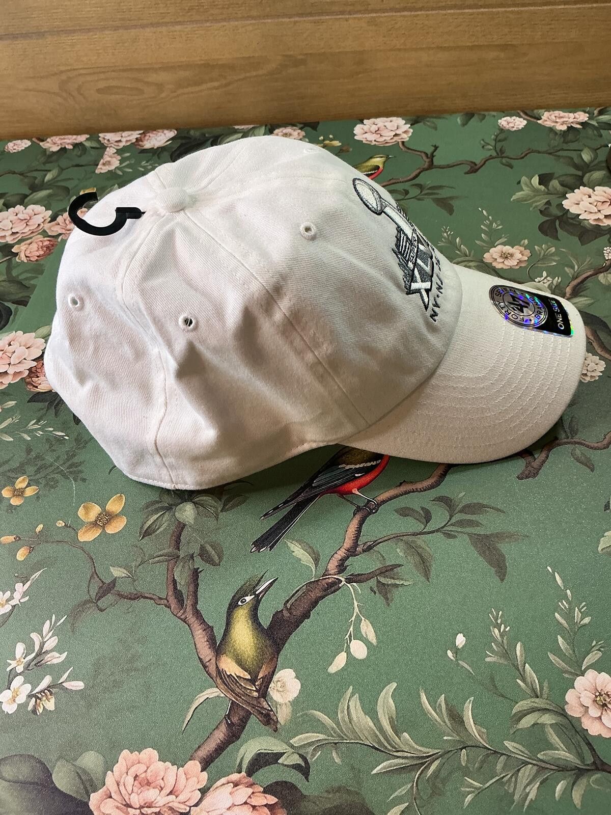 47 Brand Super Bowl XLVIII 2014 NFL 47 White Adjustable Hat Cap NY NJ Size ONE SIZE - 2 Thumbnail