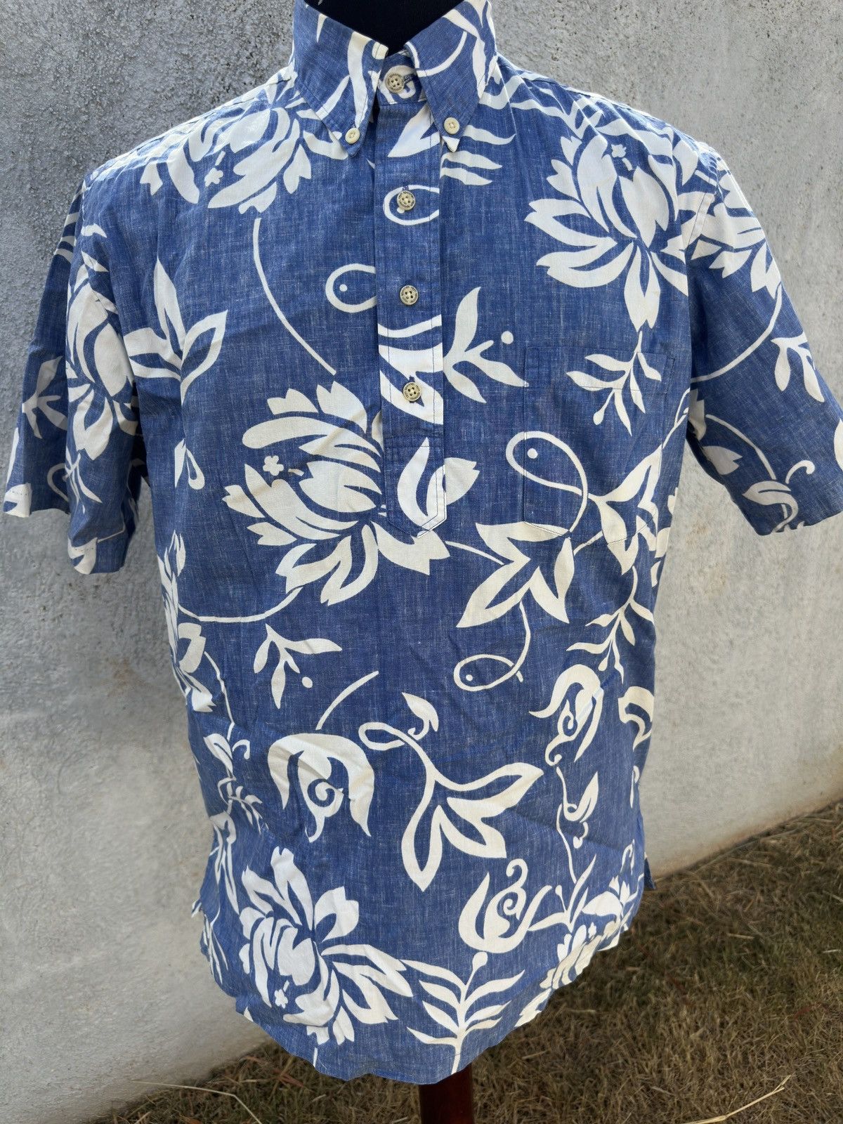 Reyn Spooner Blue 3/4 Button Hawaiian Print Men's Medium