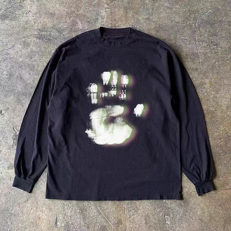 Vintage Black washed vintage hand print long-sleeved t-shirt Size US M / EU 48-50 / 2 - 1 Thumbnail